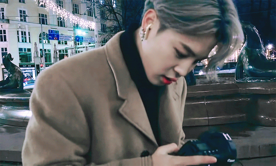 A moment captured by Jimin (BTS)'s fan
