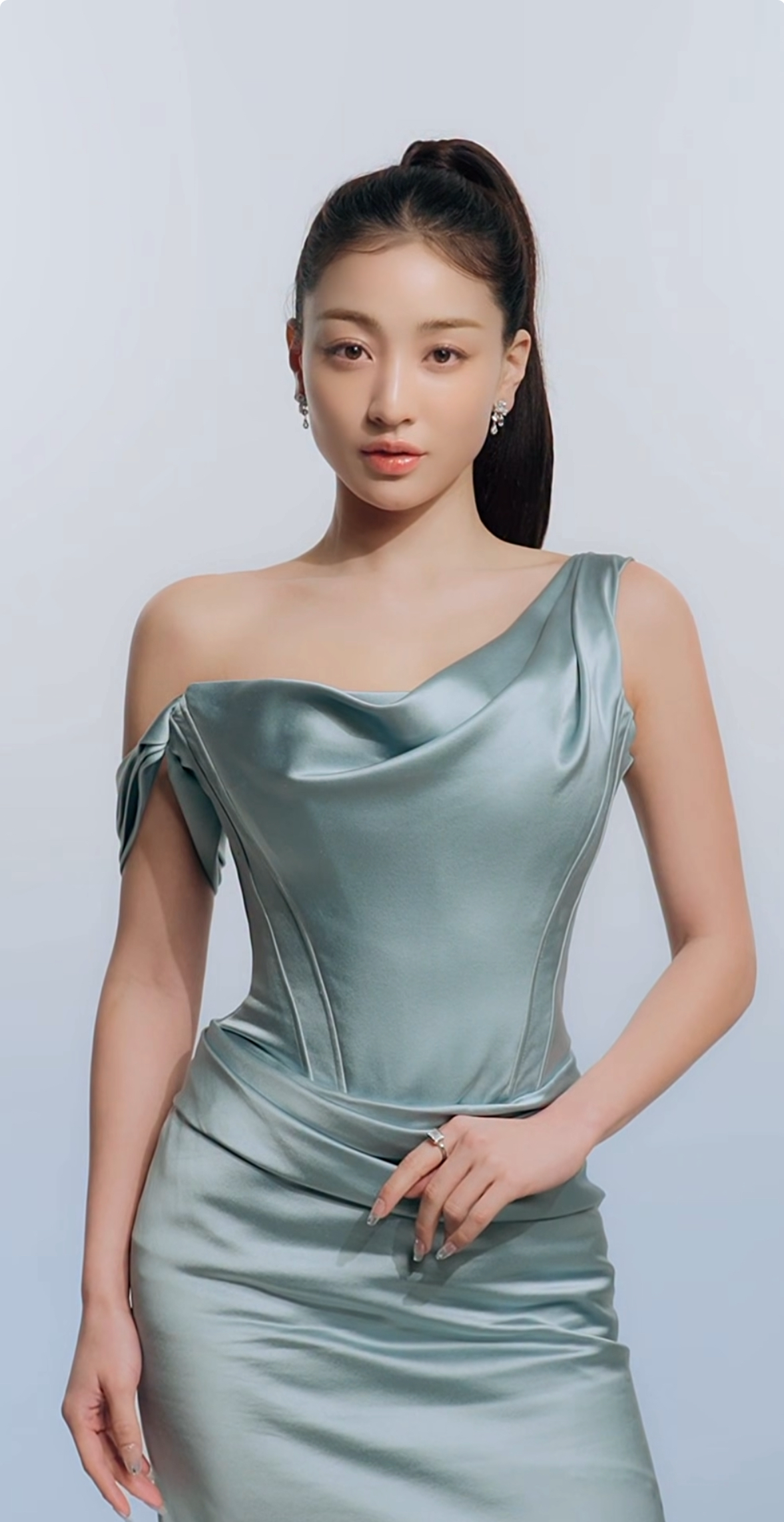 지효 (TWICE)의 비하인드 컷