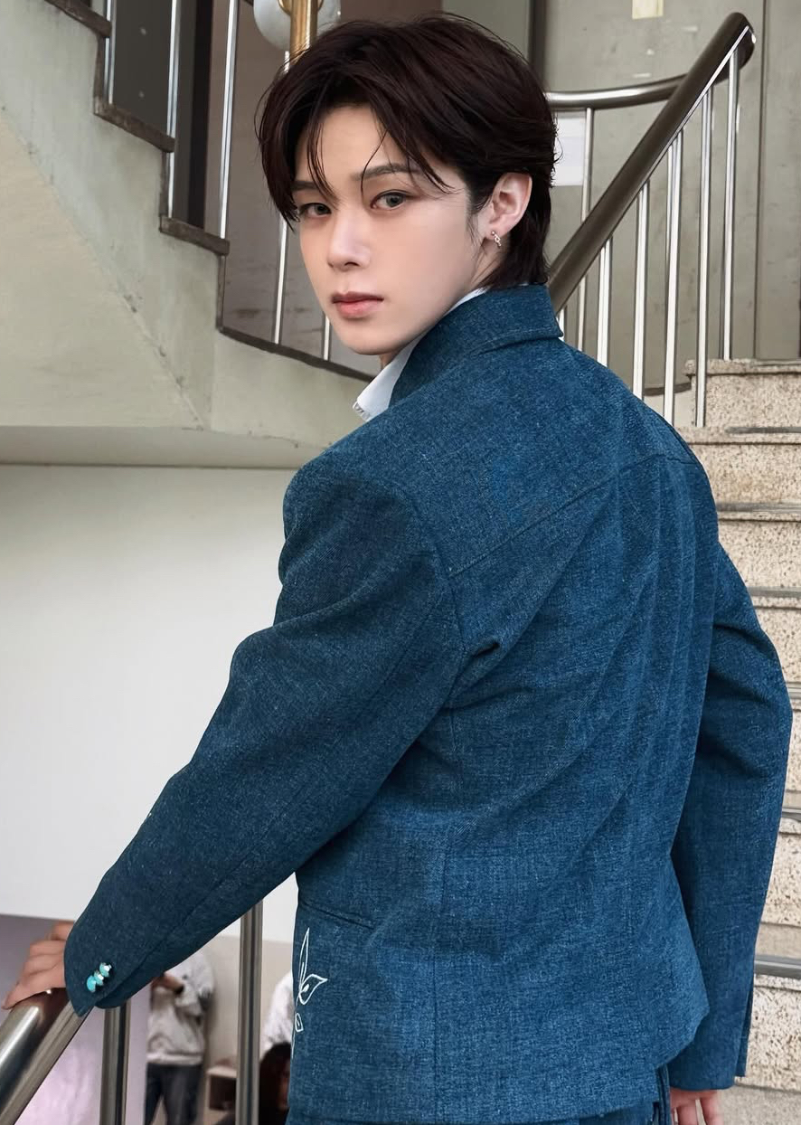 케이 (앤팀)의 비하인드 컷