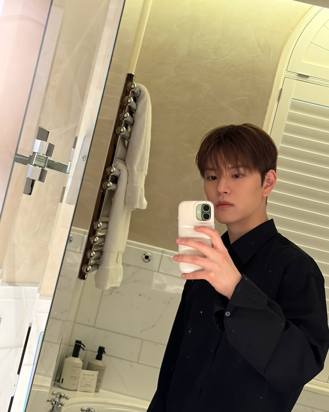 Behind-the-scenes cut of Seungmin (Stray Kids)