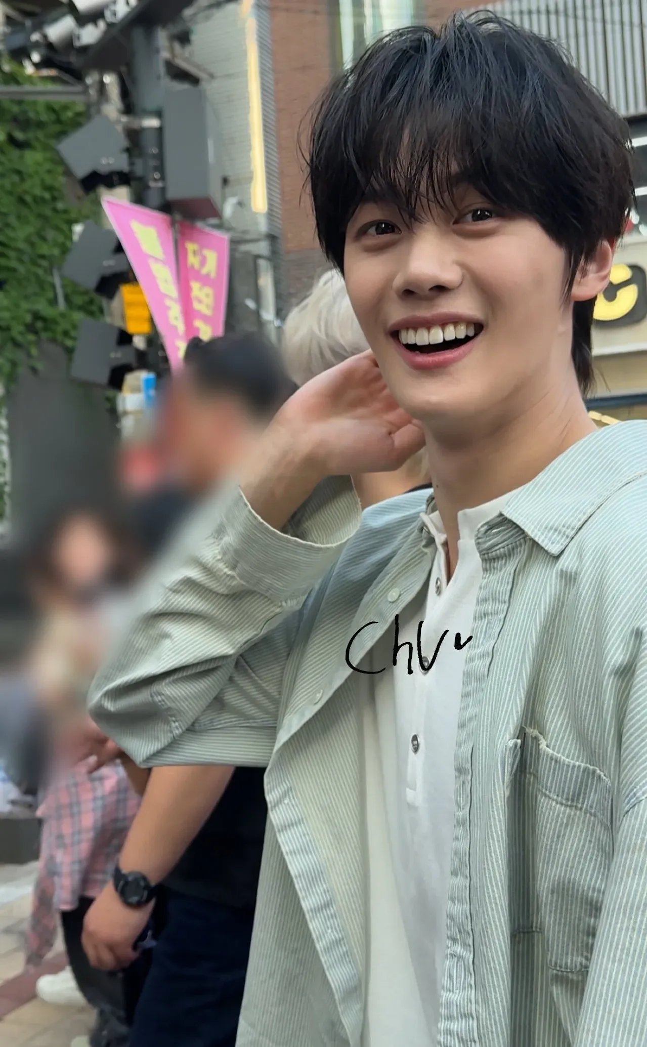 Behind-the-scenes cut of Kim Gyuvin (AND2BLE)