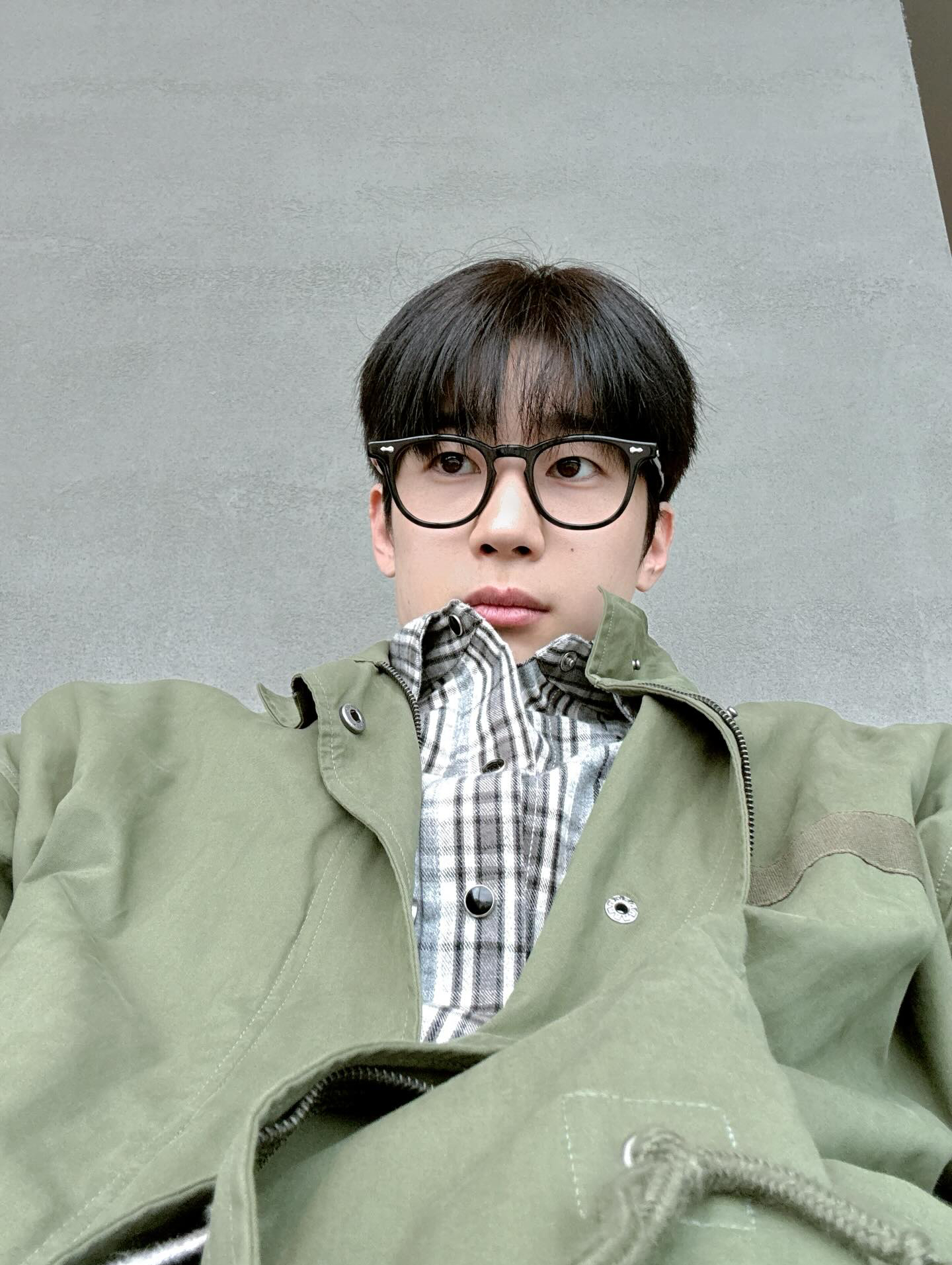 Behind-the-scenes cut of Han Seungwoo