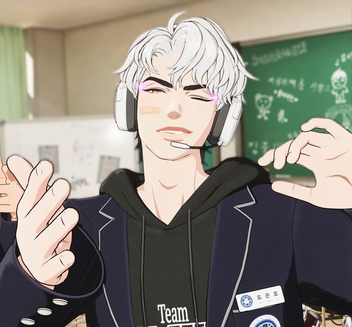 Recent activity shot of Eunho (PLAVE)