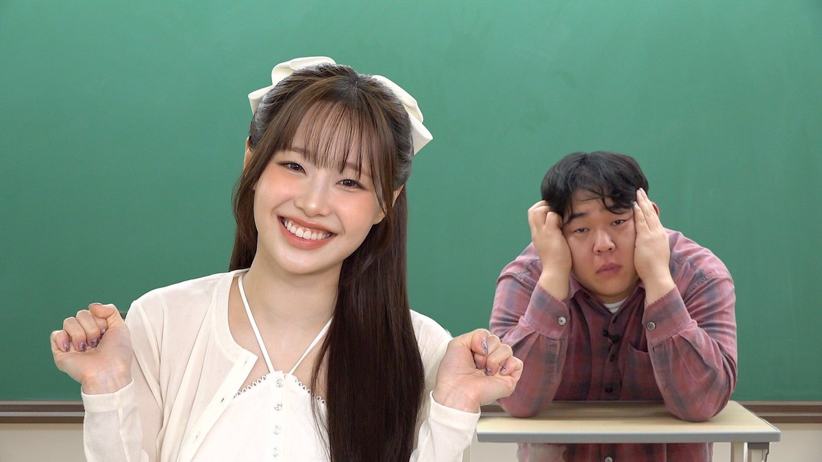 Behind-the-scenes cut of Chuu