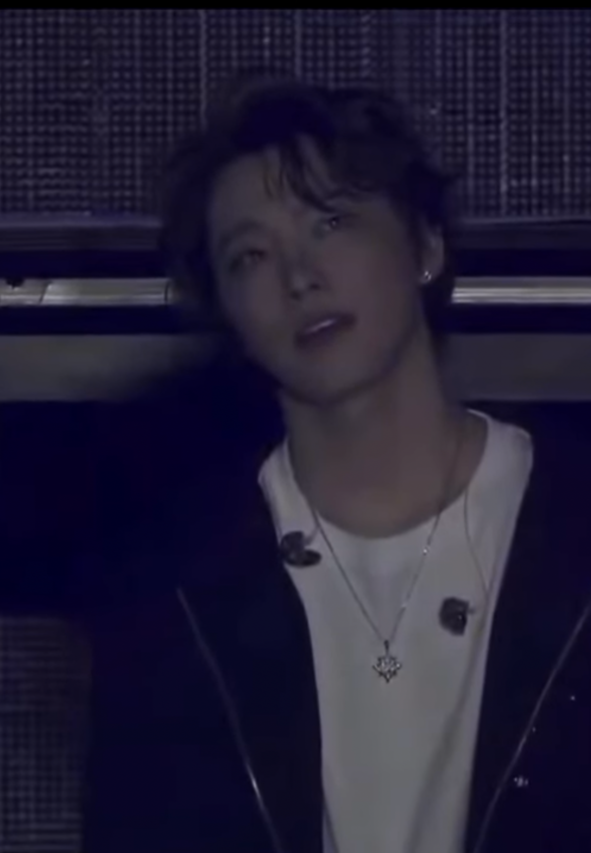 Behind-the-scenes cut of Dino (SEVENTEEN)