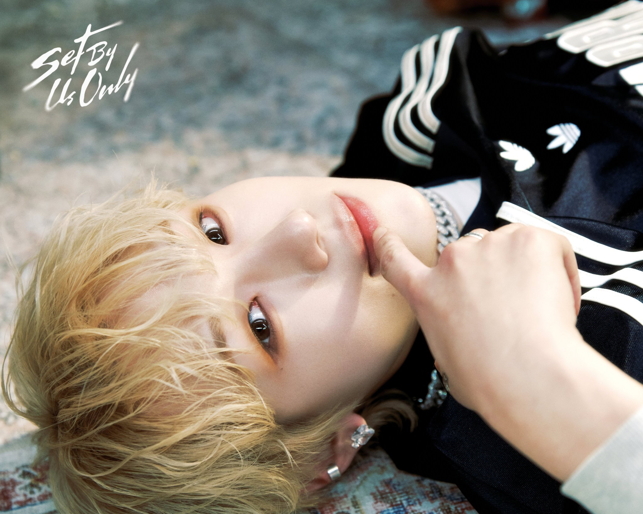 Behind-the-scenes cut of Sihwan (TUNEXX)