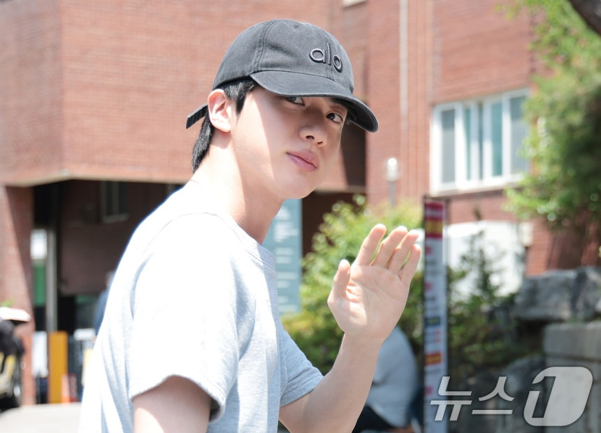 A moment captured by Jin (BTS)'s fan