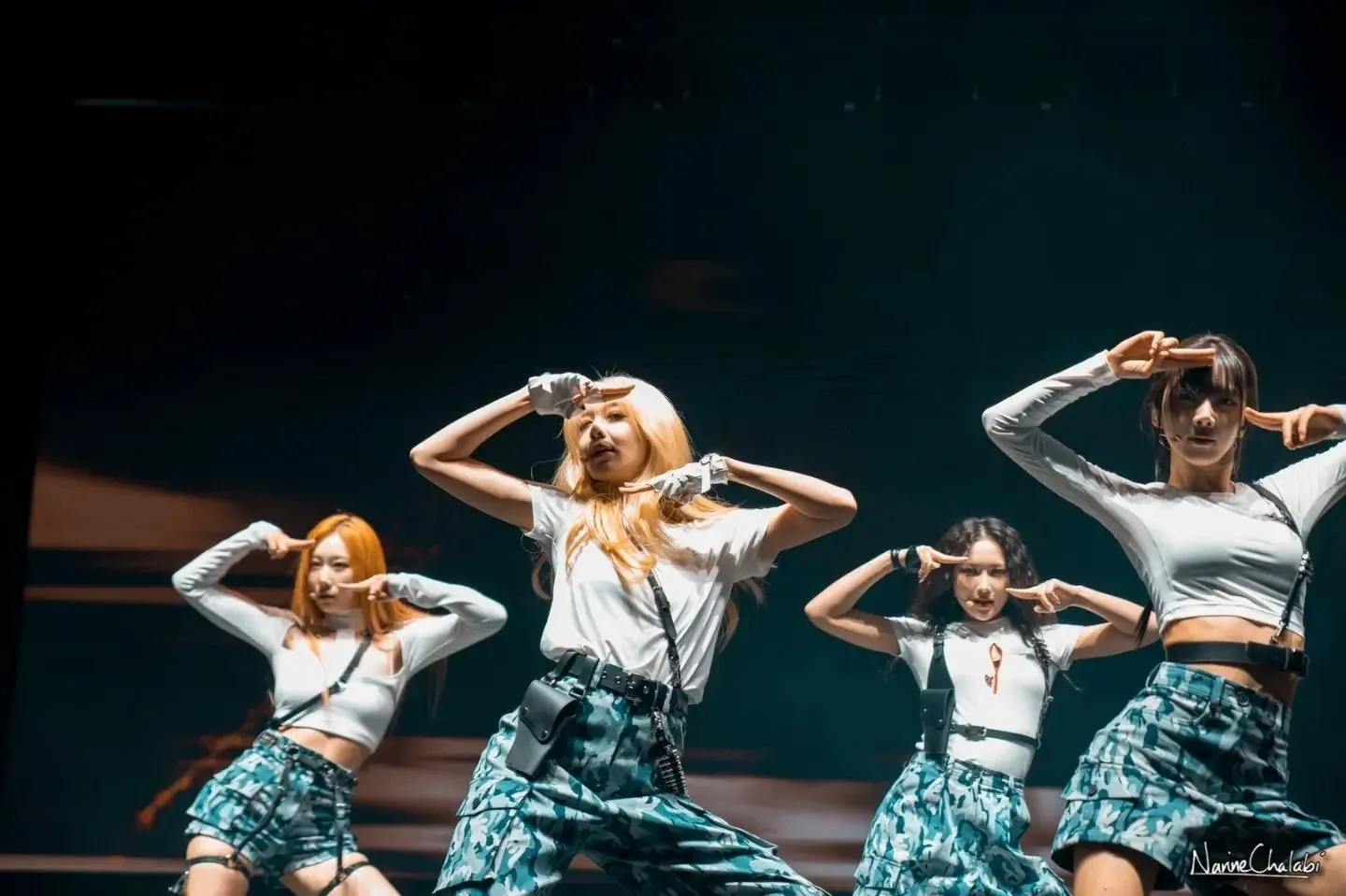 Momen yang diabadikan oleh penggemar DREAMCATCHER