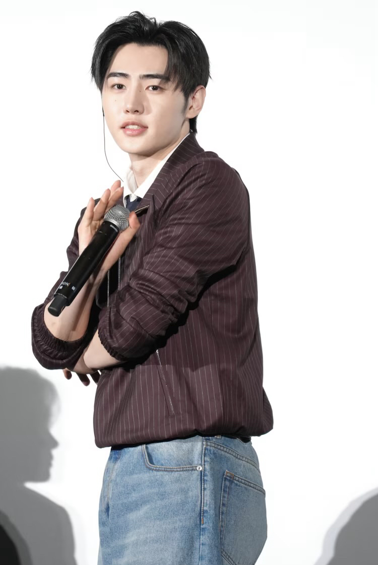 成訓 (ENHYPEN)的幕後花絮