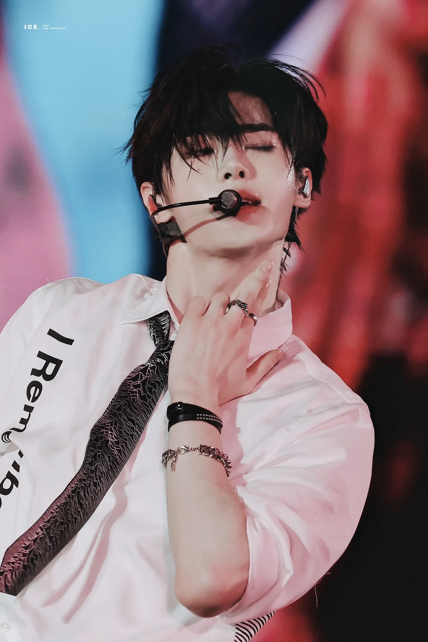 성훈 (ENHYPEN) 최근 활동샷