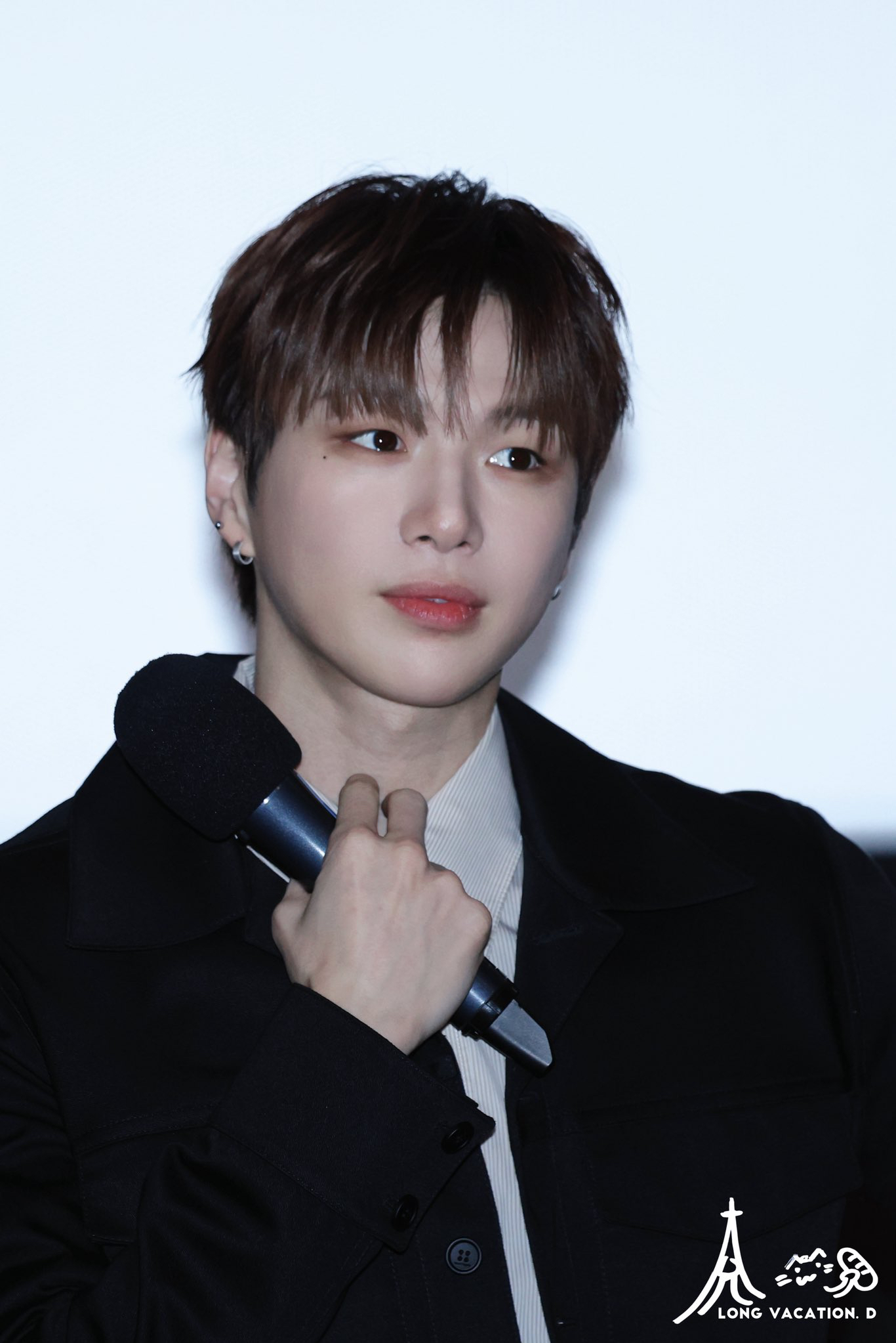 강다니엘 최근 활동샷
