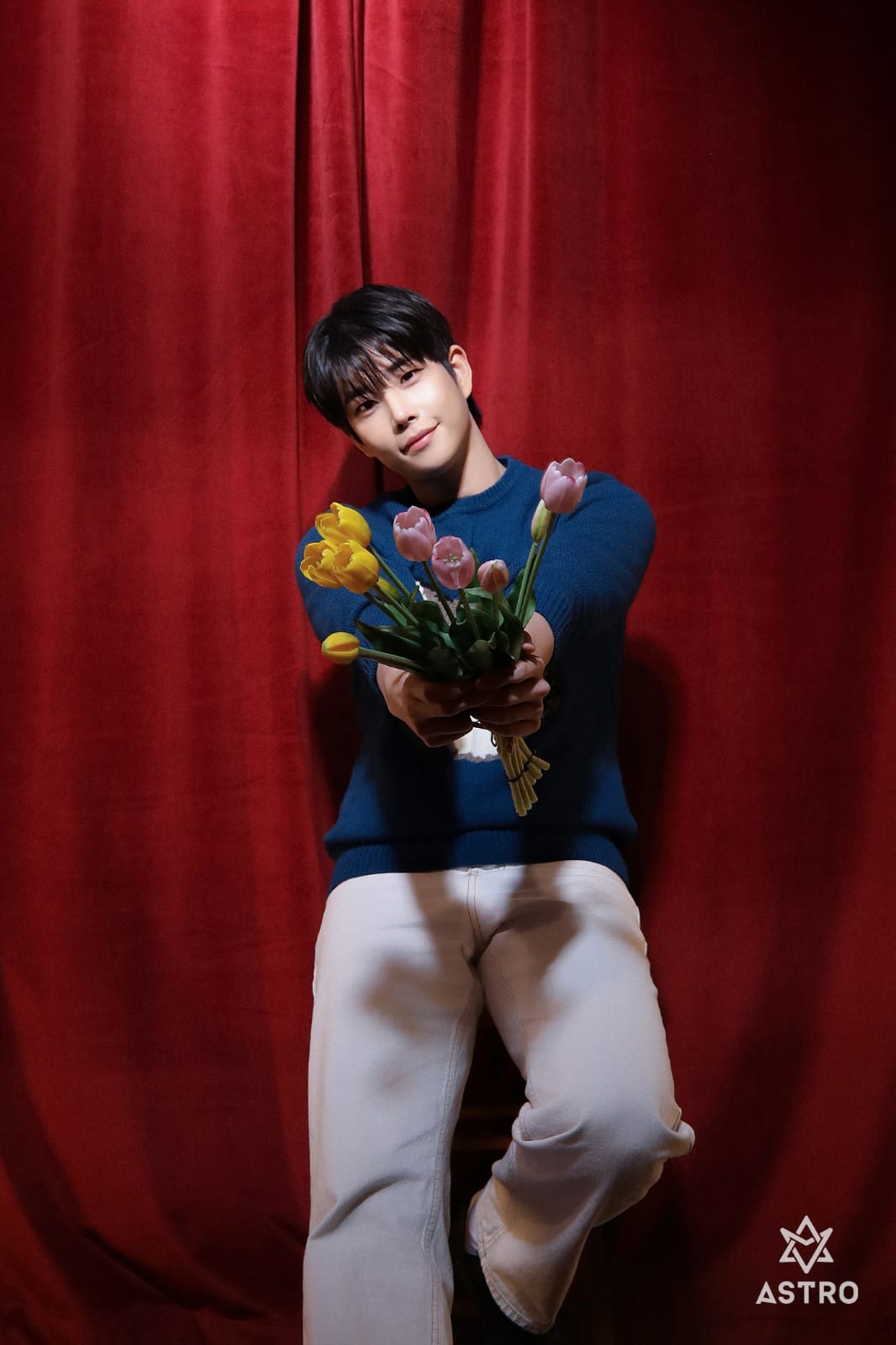 Latest photo of MJ (ASTRO)