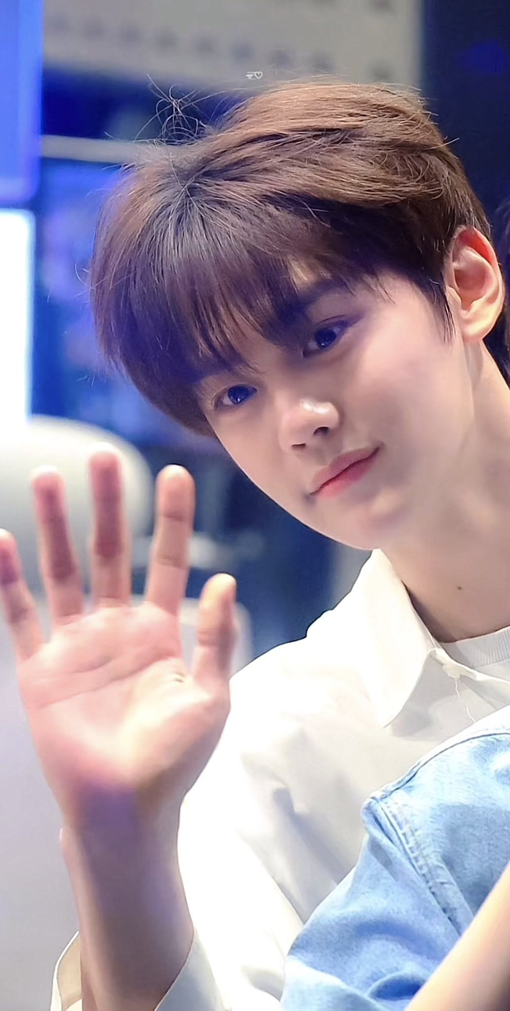 The most beloved wallpaper among Kim Gyuvin (ZEROBASEONE)'s fans