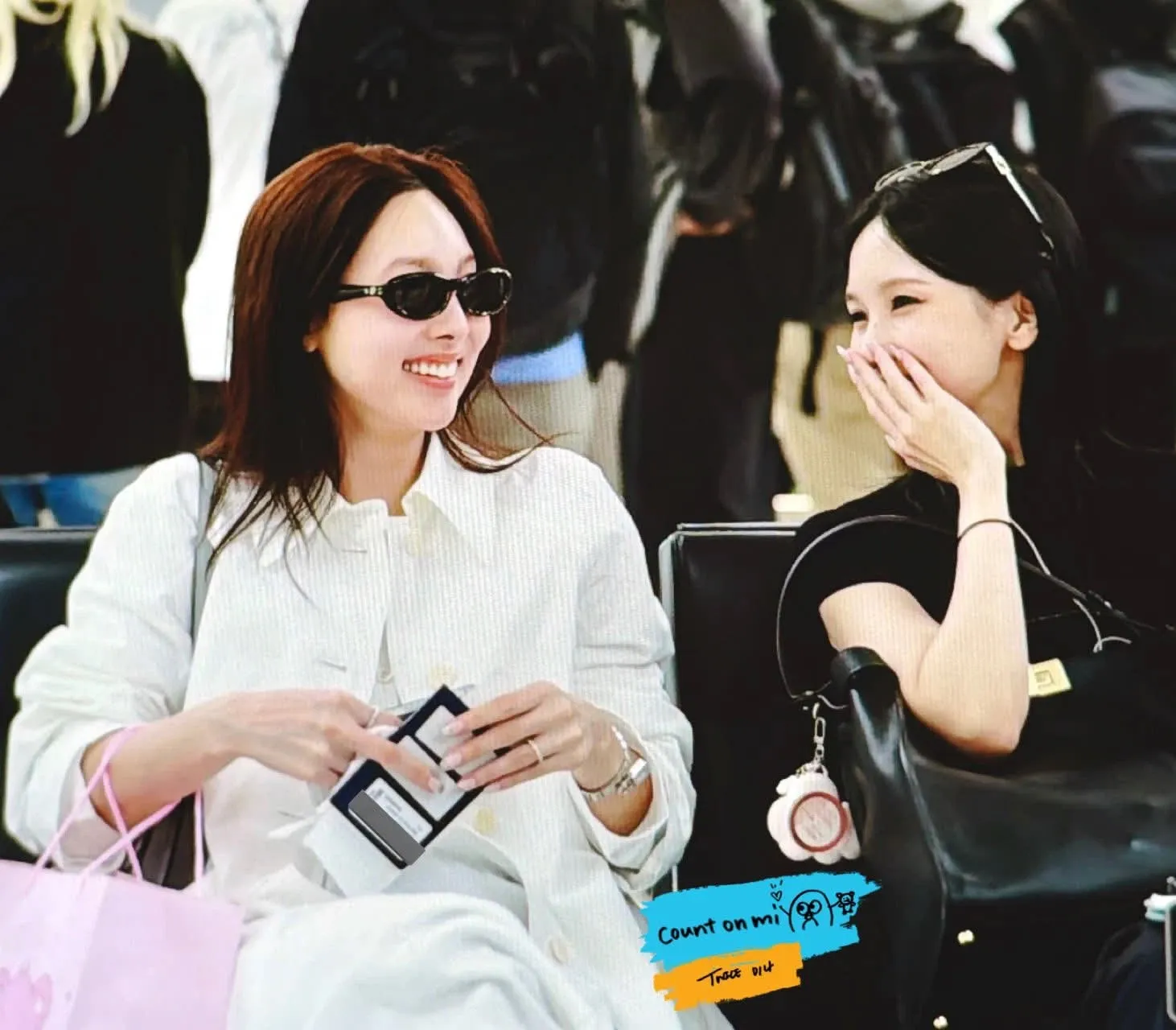 TWICE의 비하인드 컷