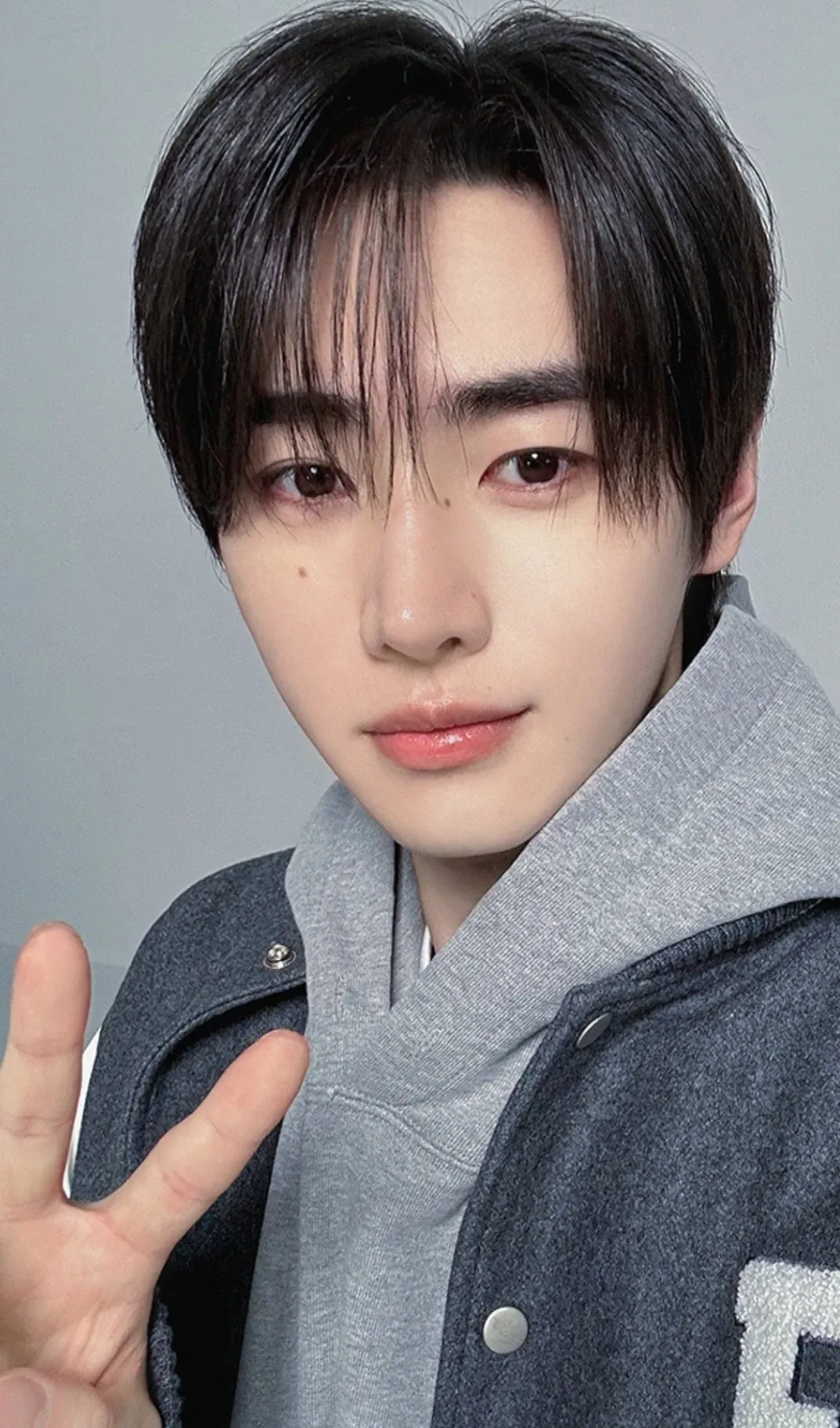 The most beloved wallpaper among Sunghoon (ENHYPEN)'s fans