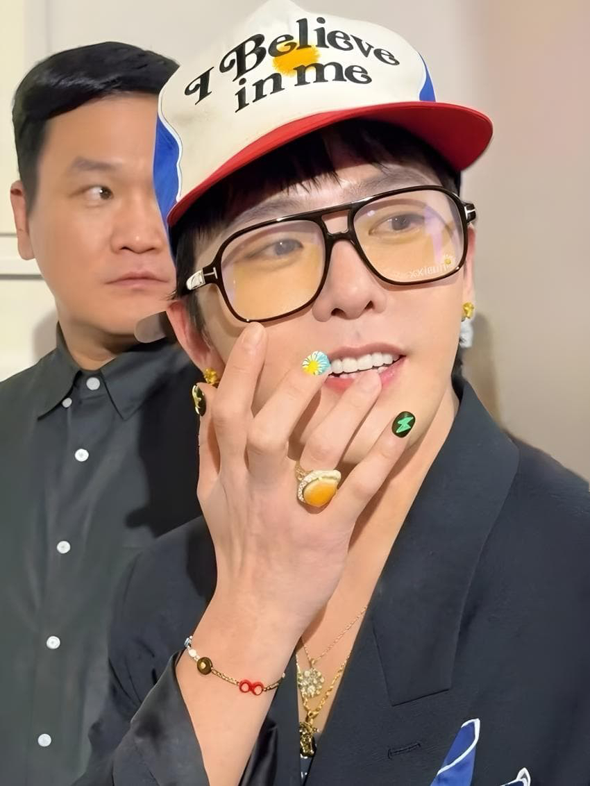 G-DRAGON (빅뱅)의 최신 사진