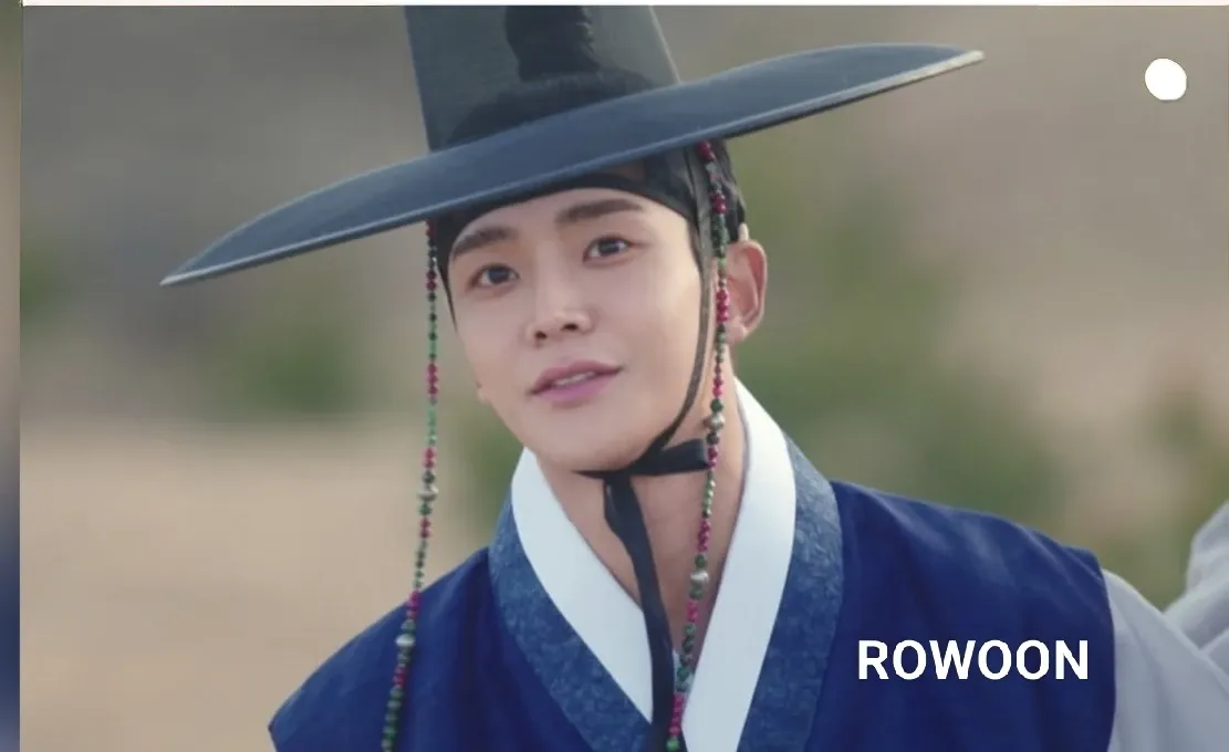 로운의 최신 사진