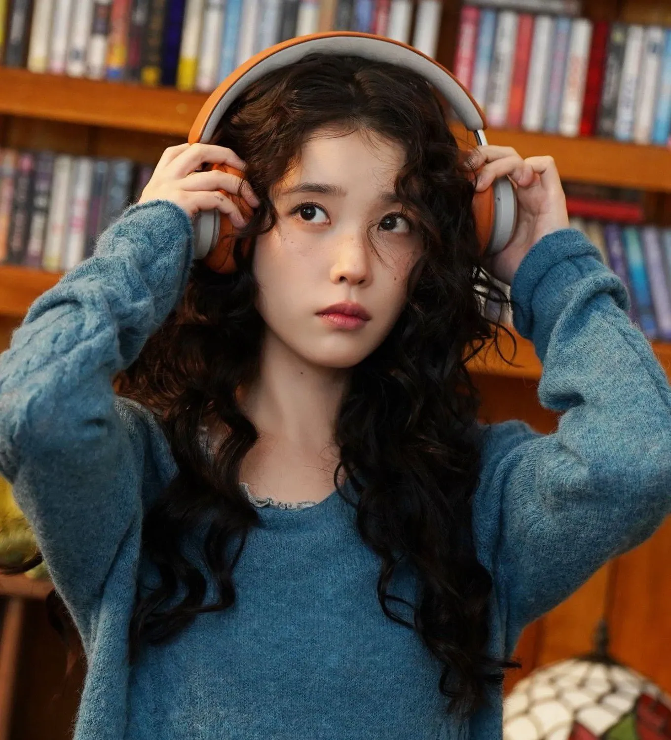 Potret di balik layar IU