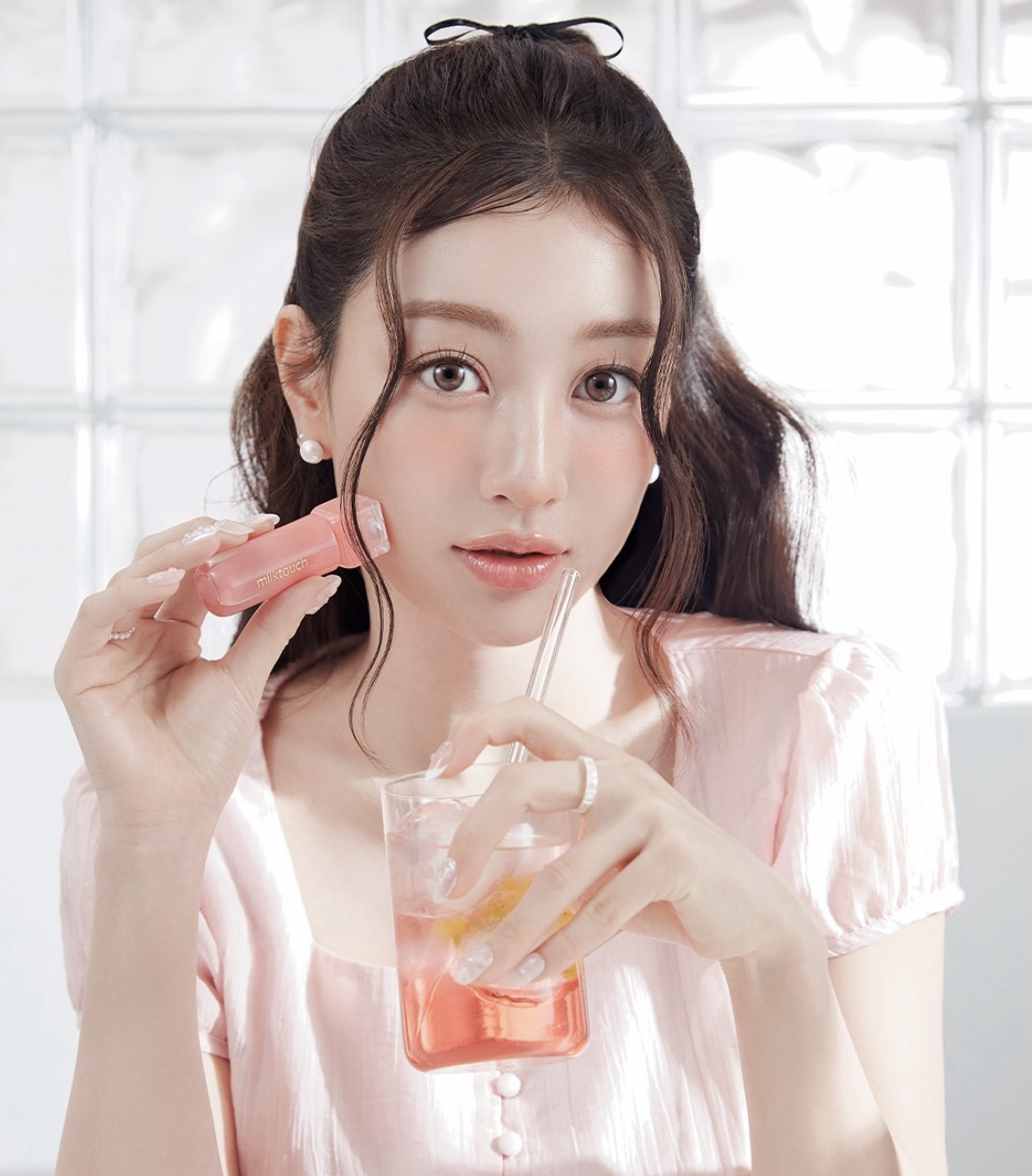 Latest photo of Jihyo (TWICE)