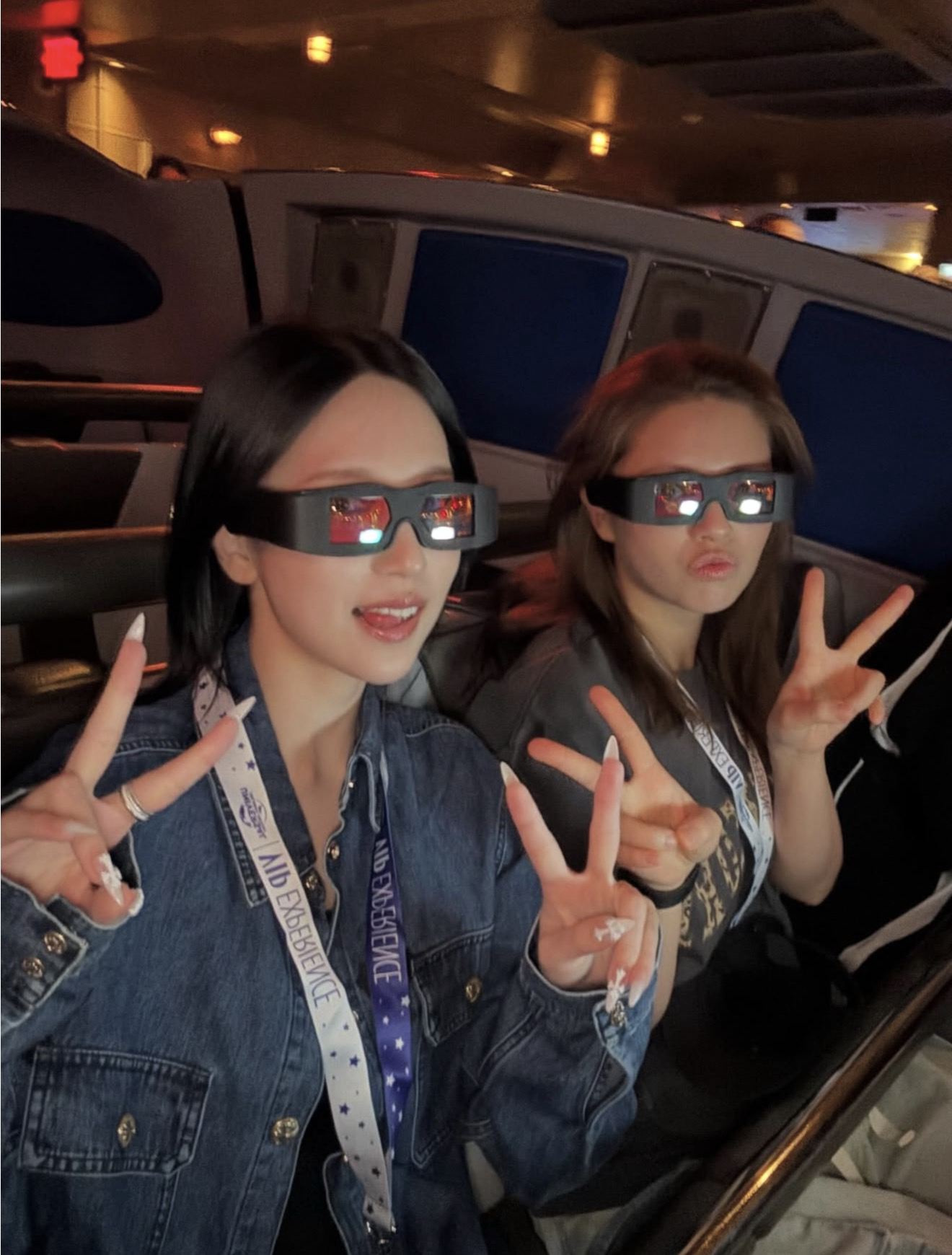 Foto aktivitas terbaru Mina (TWICE)