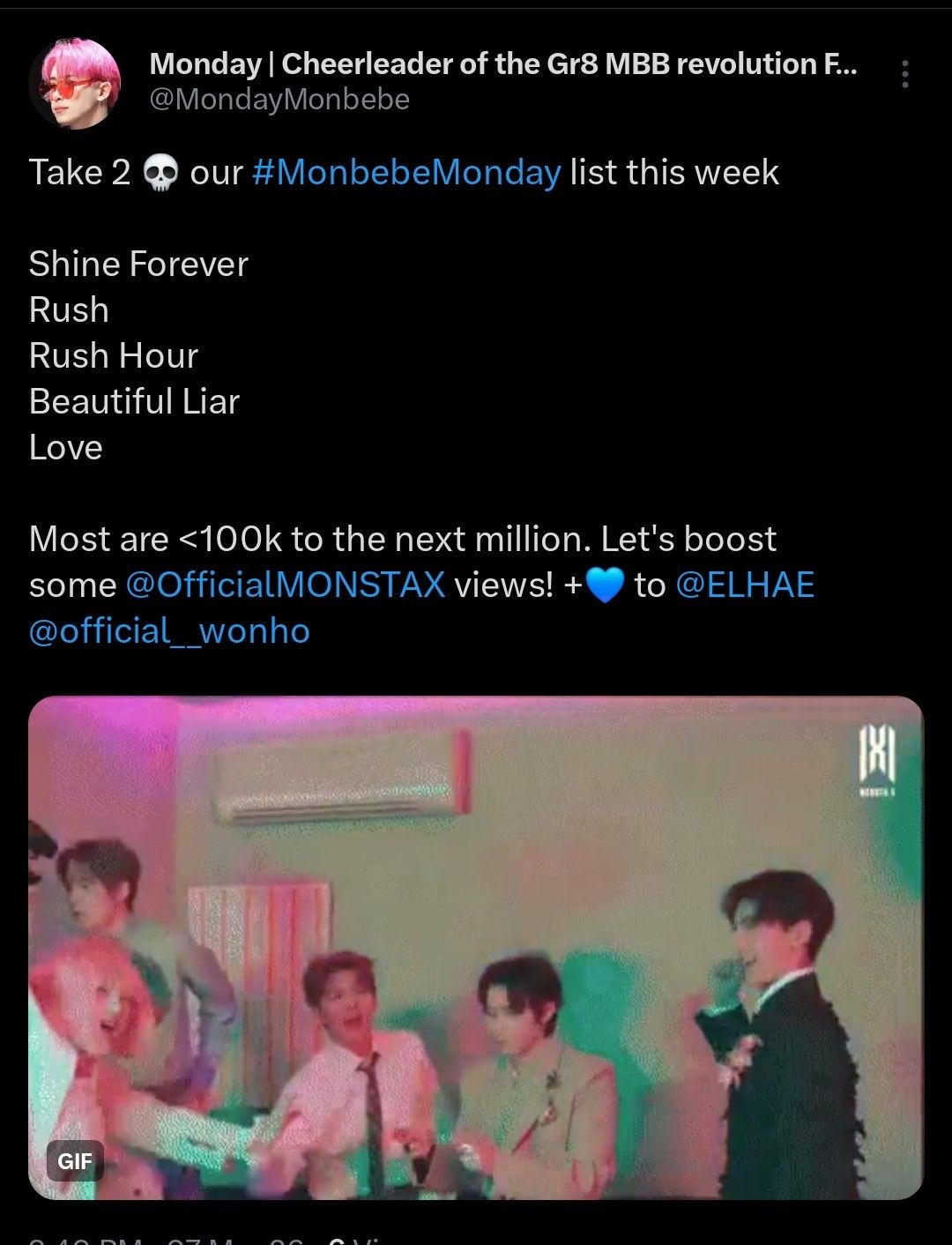 Momen yang diabadikan oleh penggemar MONSTA X