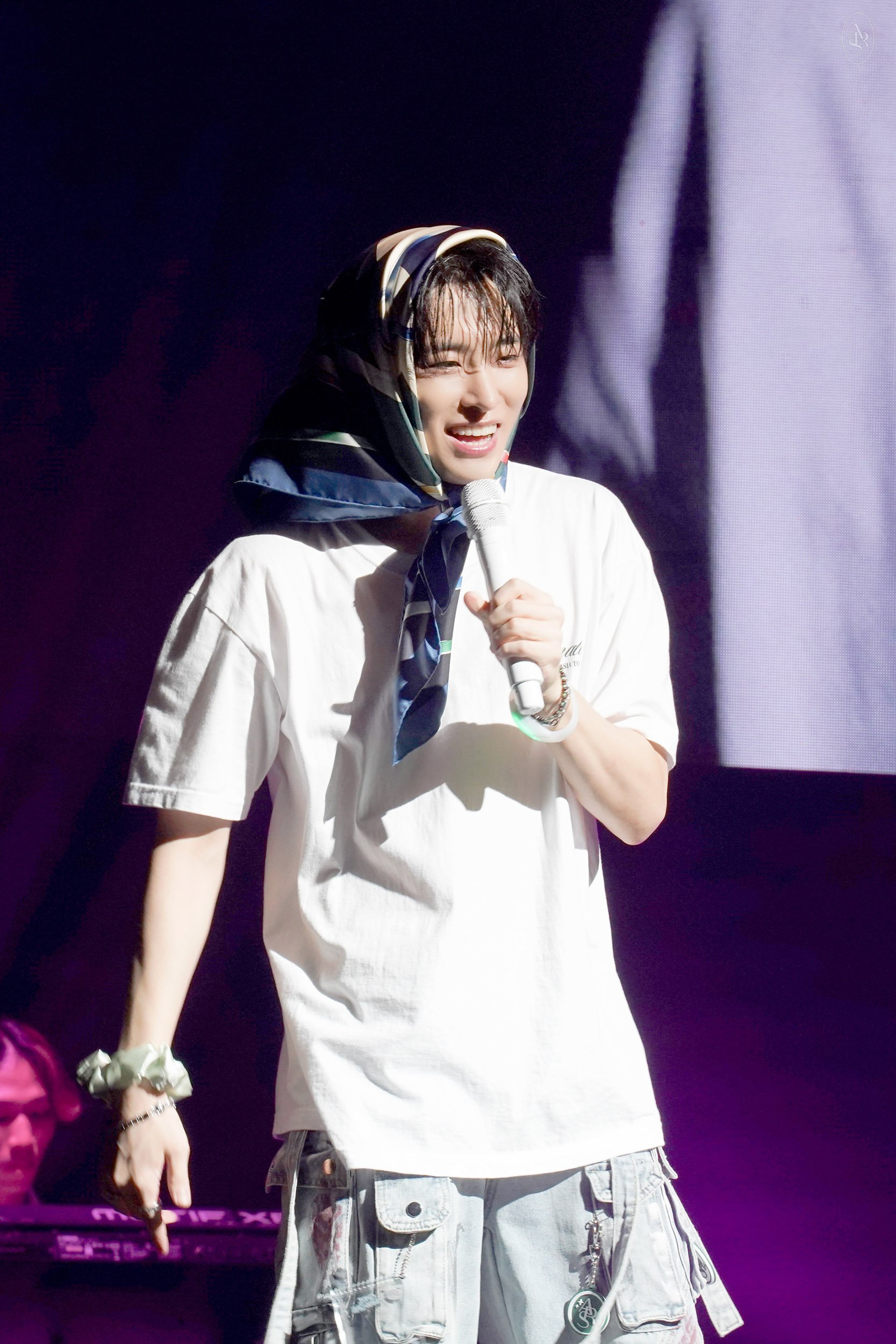 Latest photo of Youngjae (GOT7)