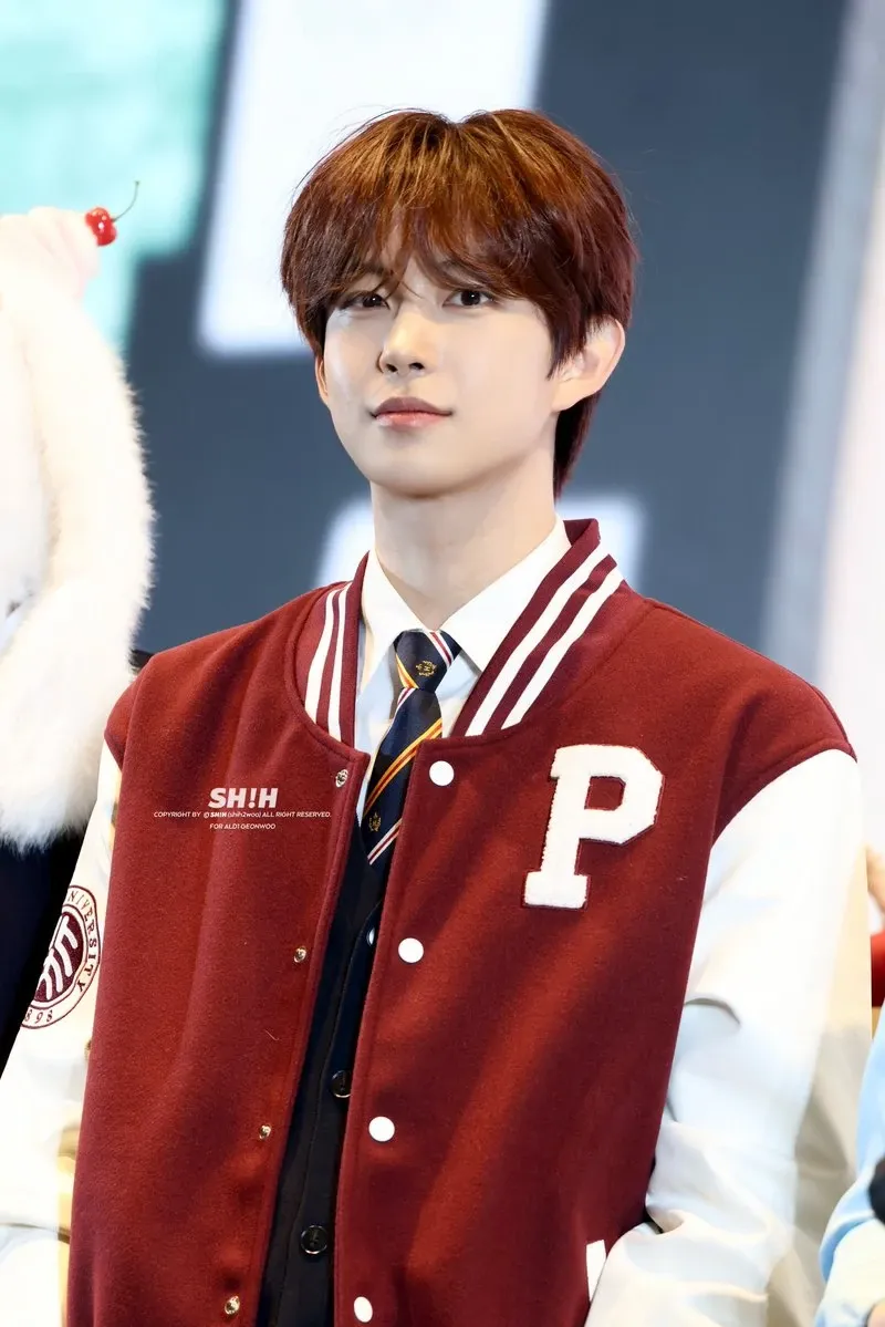 Recent activity shot of Kim Geonwoo (ALPHA DRIVE ONE)