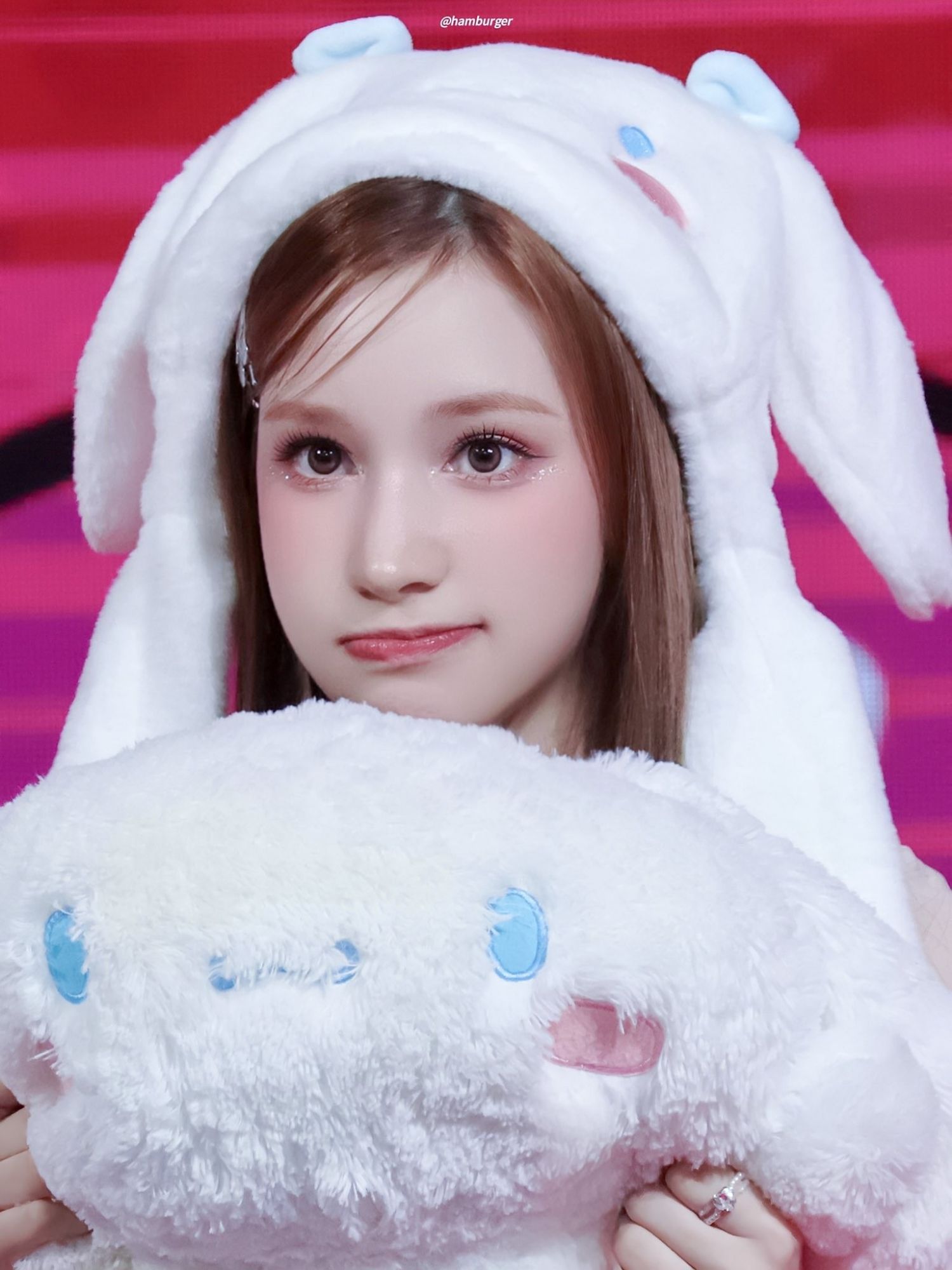 A moment captured by Huening Bahiyyih (Kep1er)'s fan