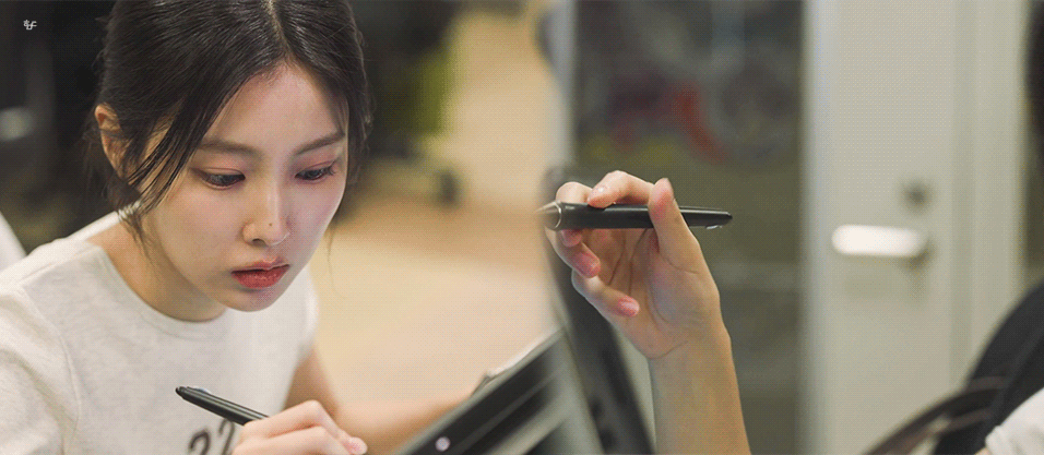 Latest photo of Kang Hyewon