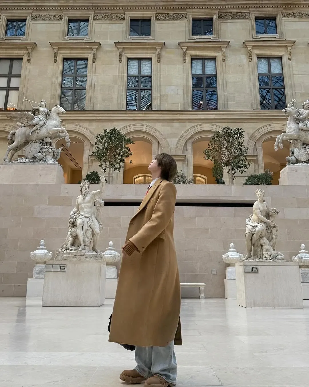 A moment captured by K (&TEAM)'s fan