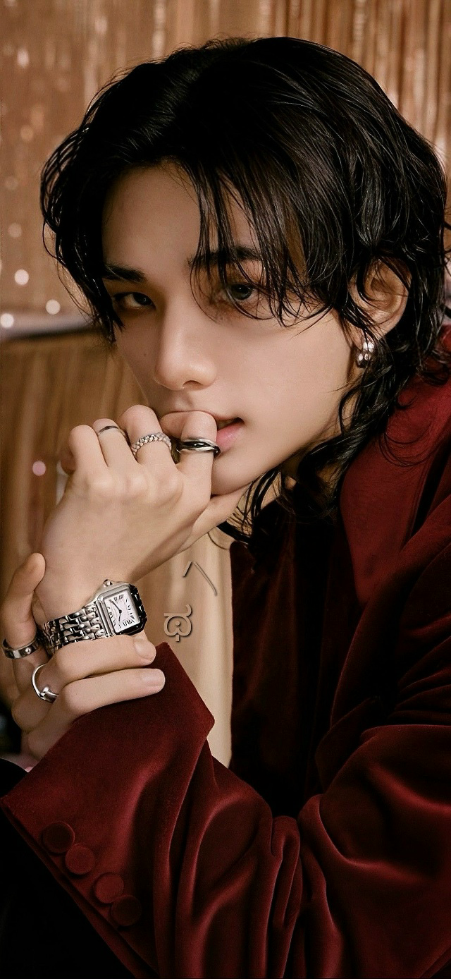 Fan-made special wallpaper for Hyunjin (Stray Kids)