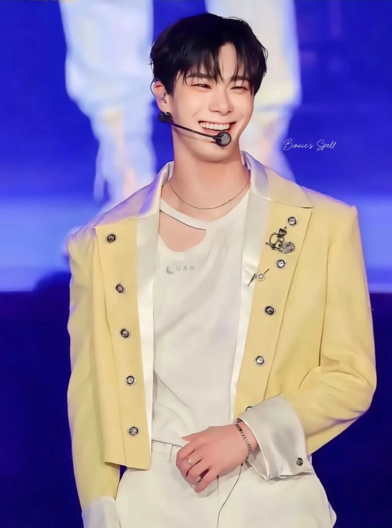 Behind-the-scenes cut of Moonbin (ASTRO)