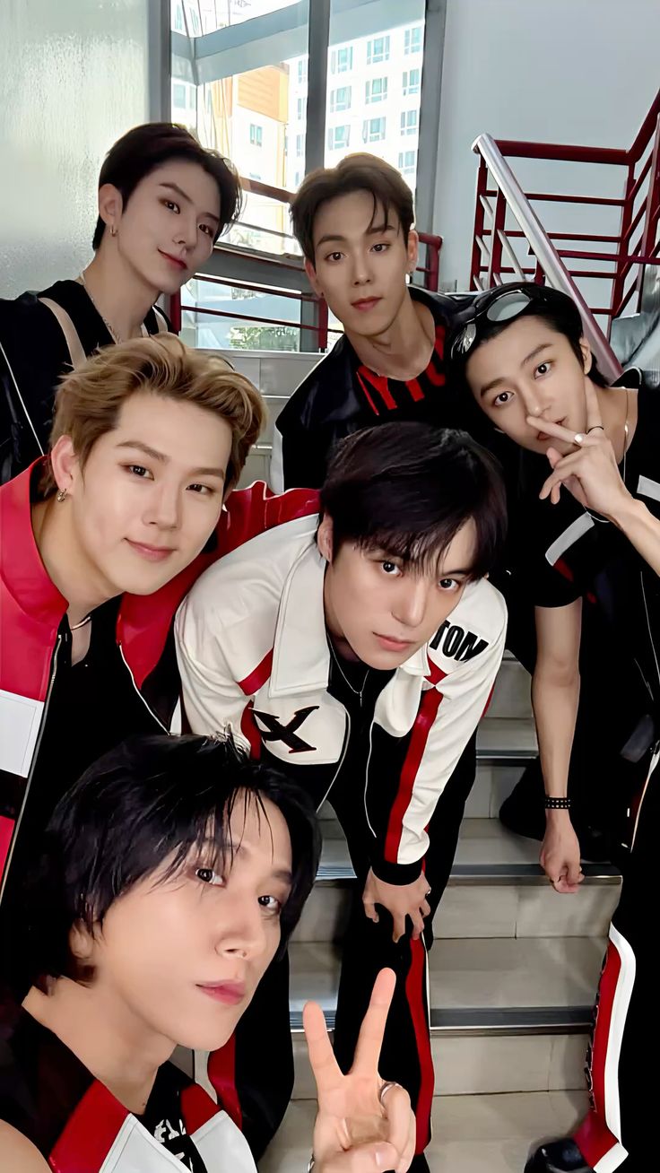 Potret di balik layar MONSTA X