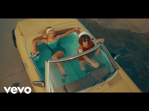 Foto aktivitas terbaru Lisa (BLACKPINK)