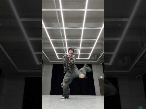 Recent activity shot of Hanbin (TEMPEST)