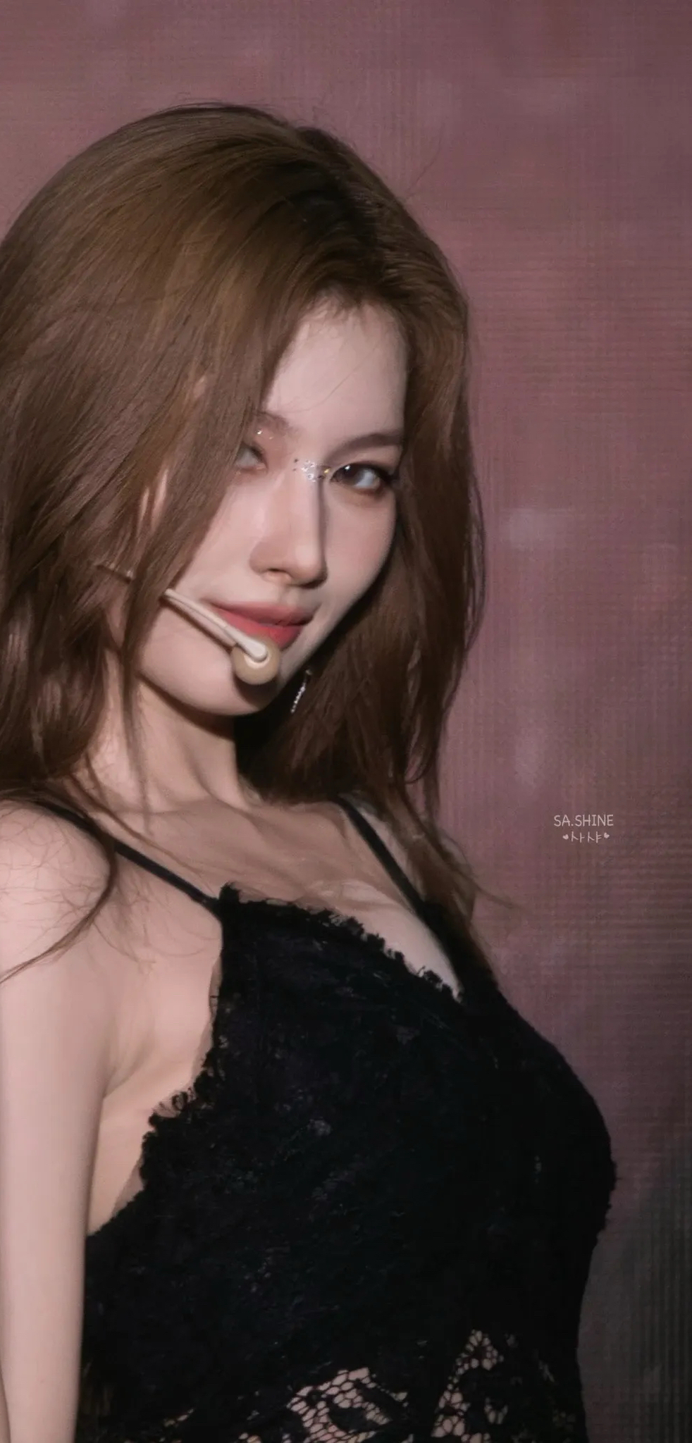 Behind-the-scenes cut of Sana (TWICE)