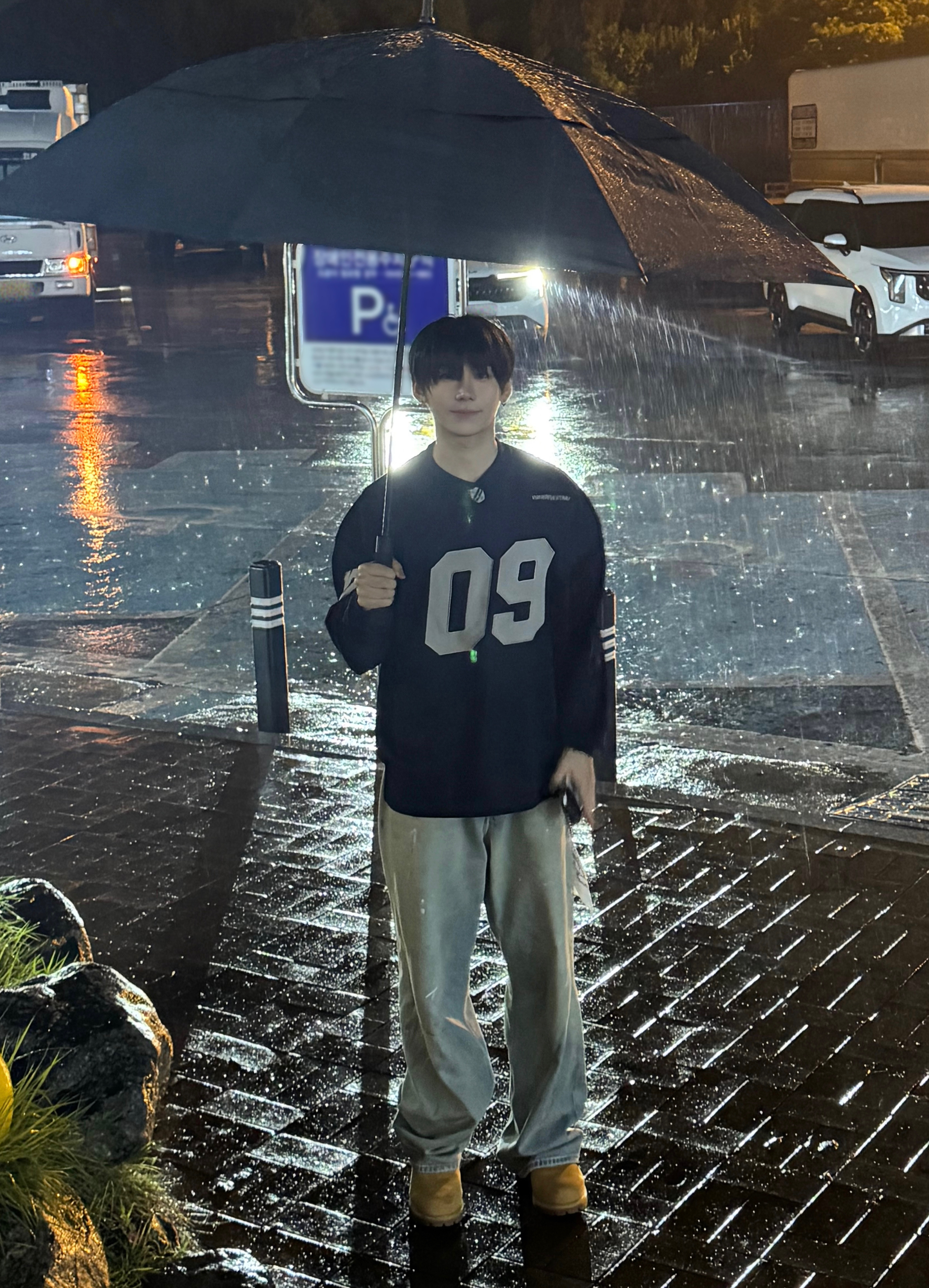 박한 (아홉)의 최신 사진