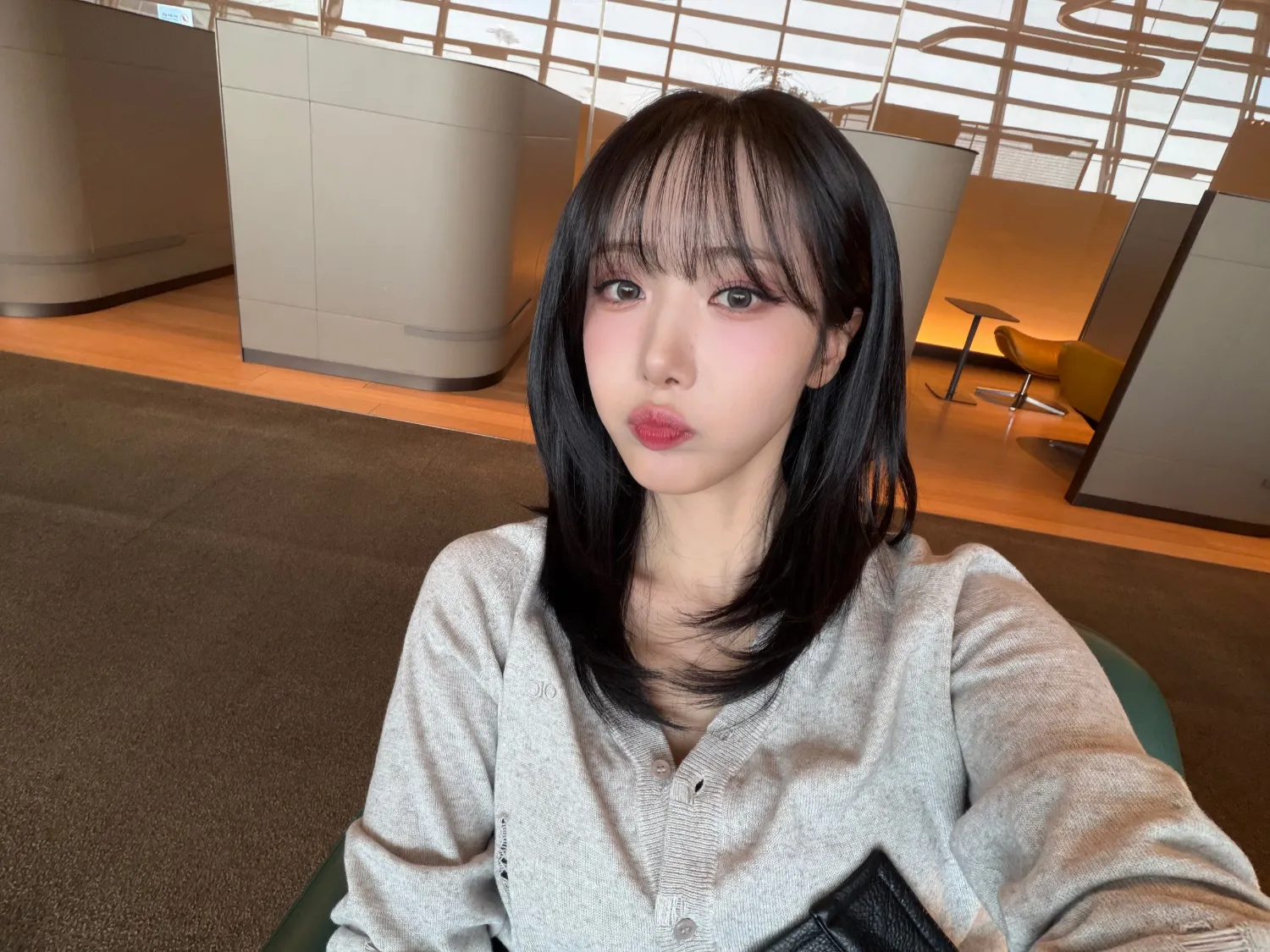 Momen yang diabadikan oleh penggemar VIVIZ