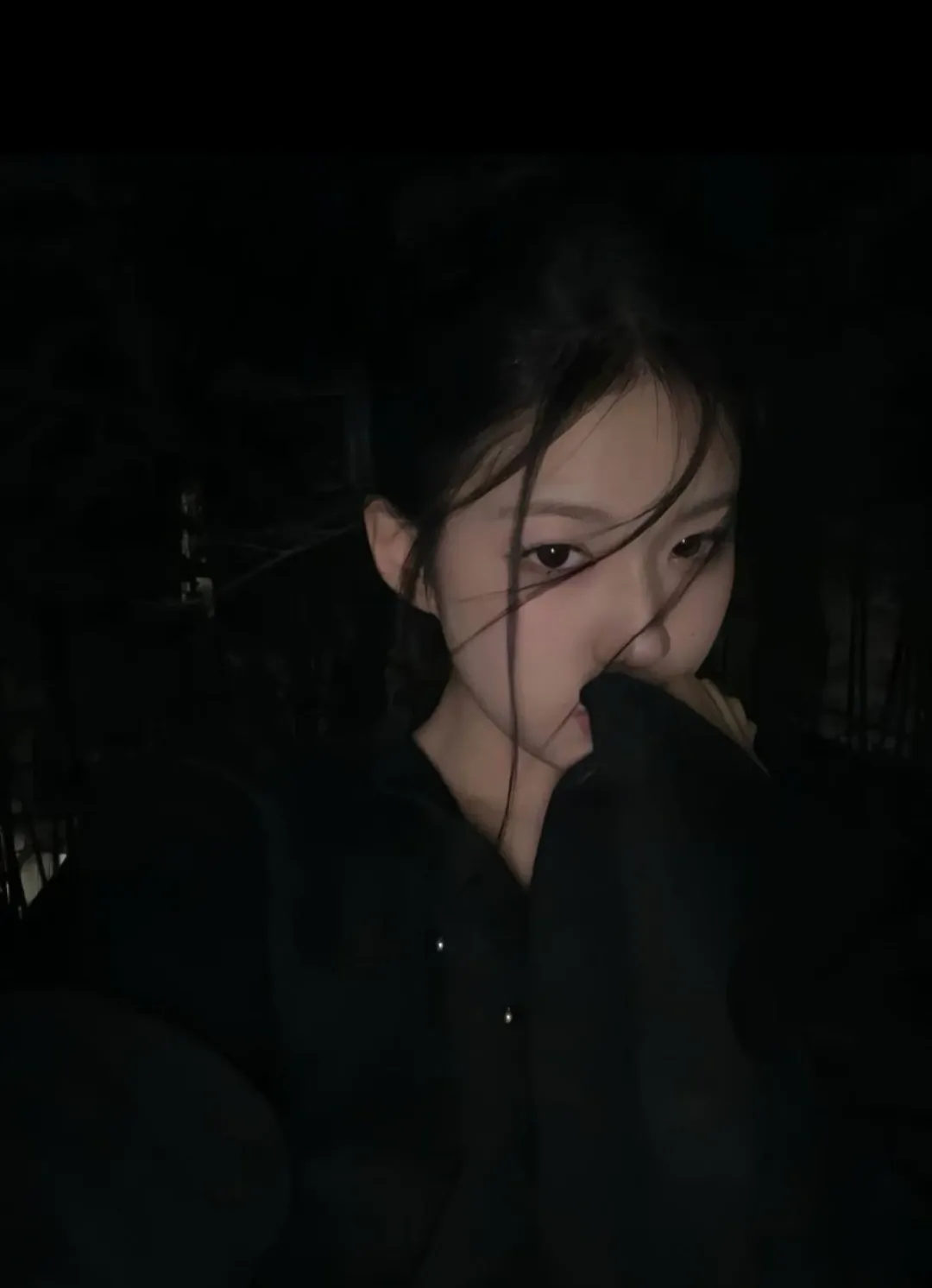 윤지윤의 비하인드 컷