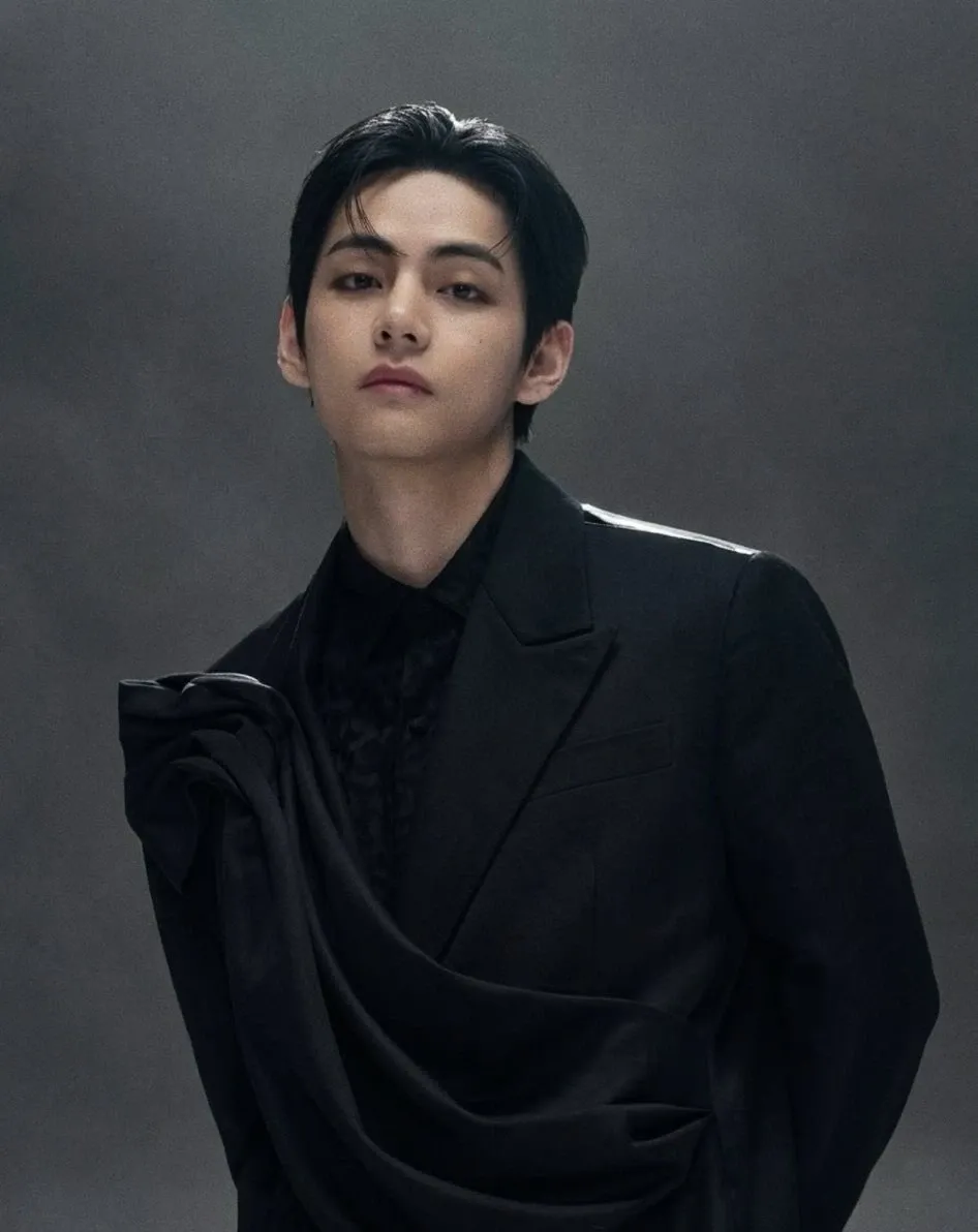 Recent activity shot of V (BTS)