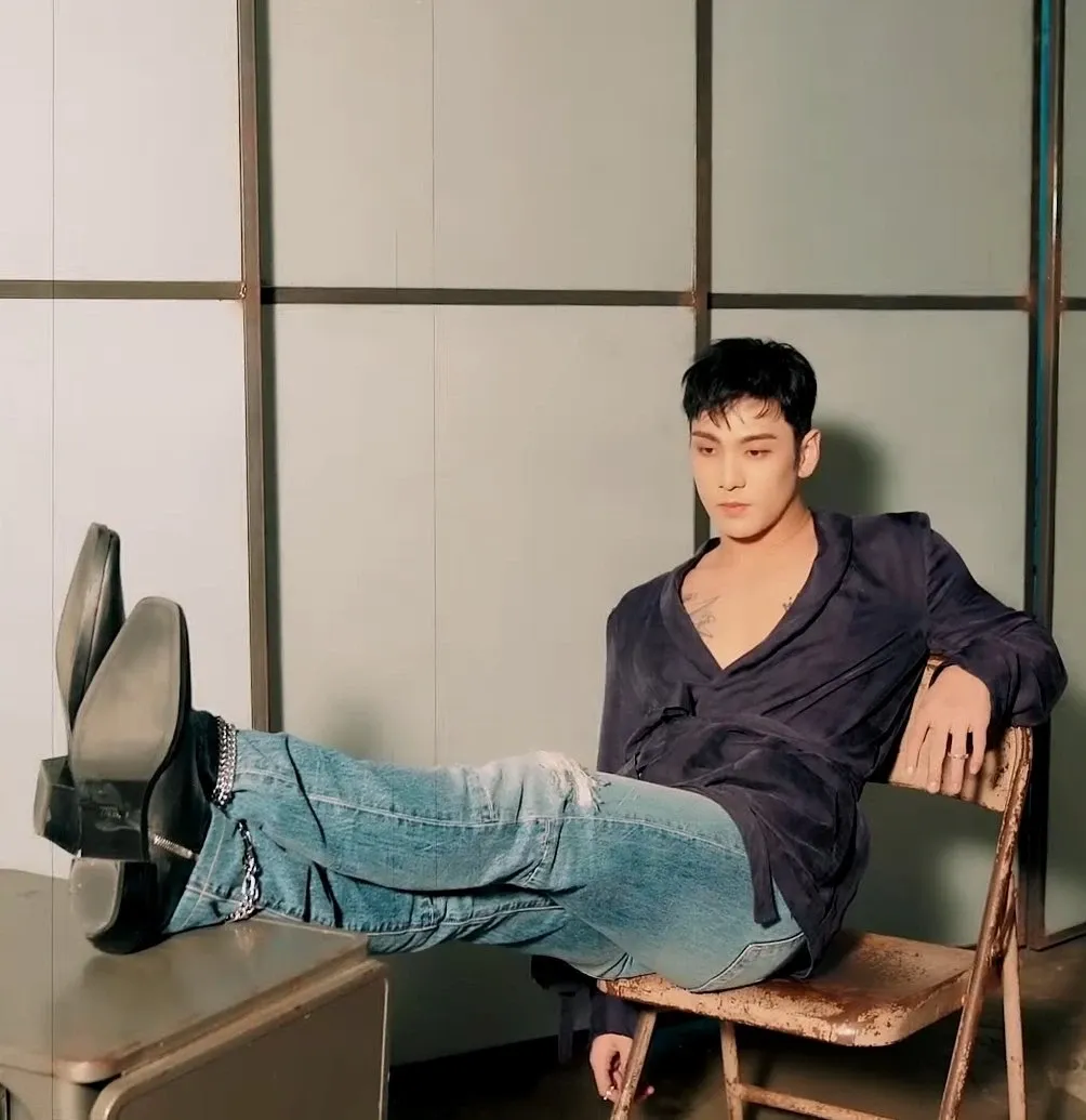 백호 최근 활동샷