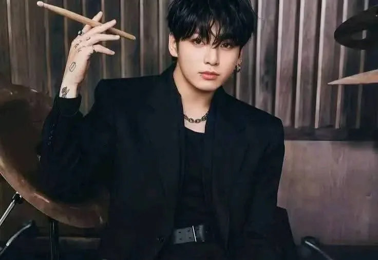 Recent activity shot of Jungkook (BTS)