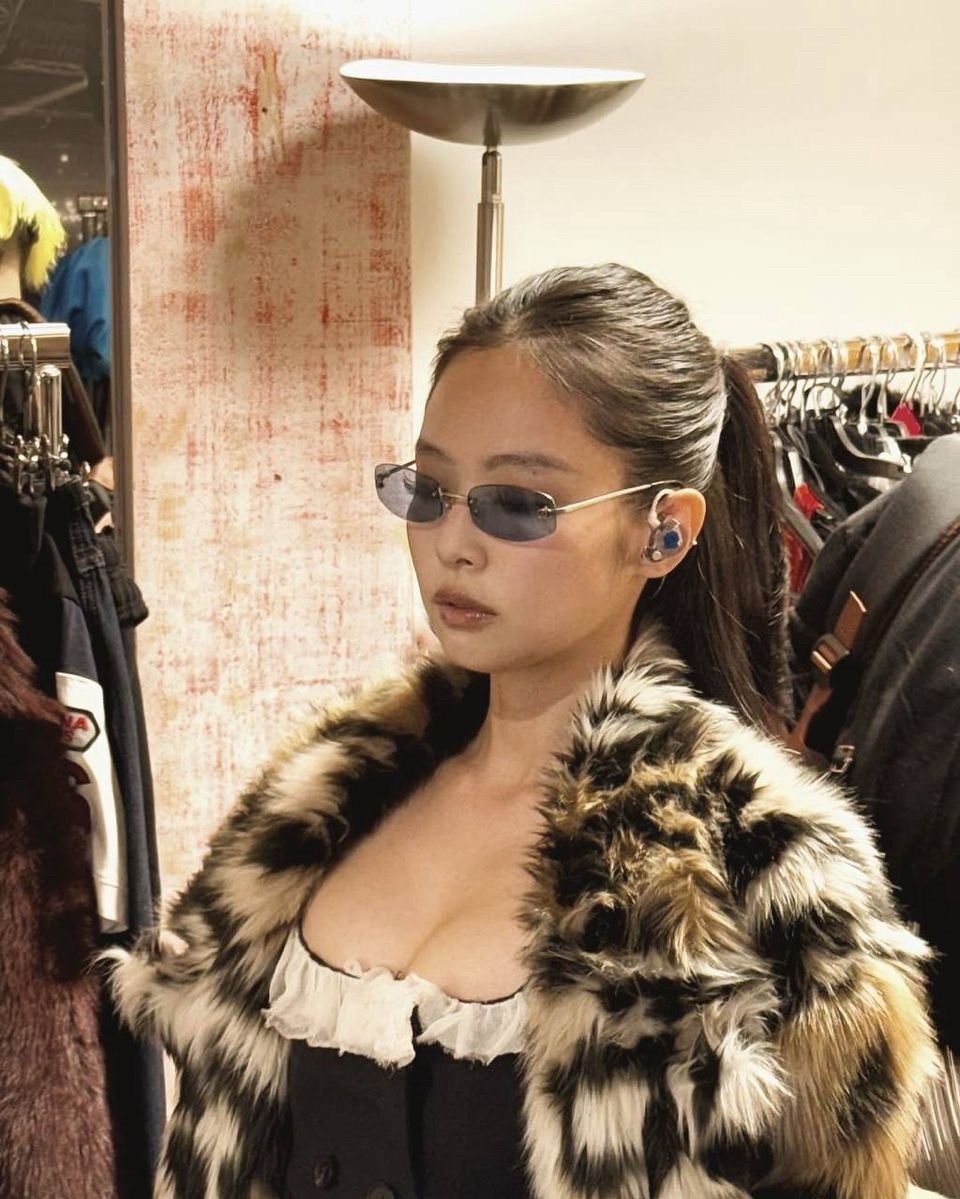 Today's hottest K-pop community feed