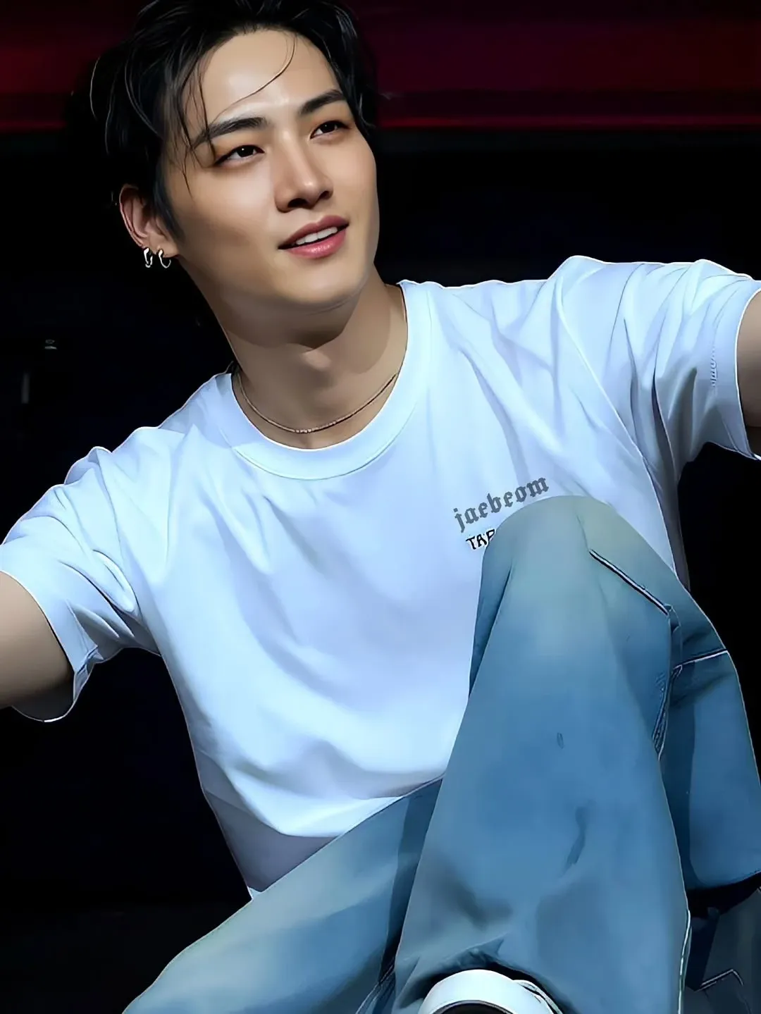 Behind-the-scenes cut of JAY B (GOT7)