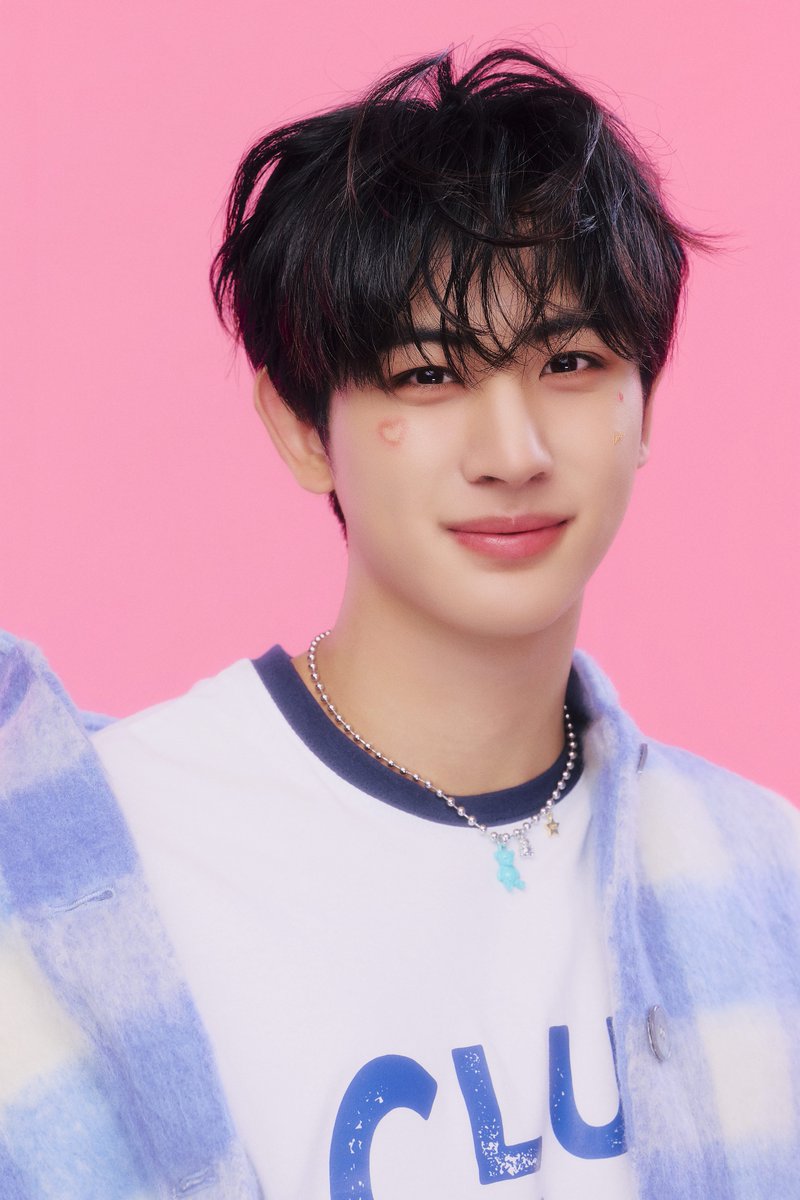 Recent activity shot of YOUNITE