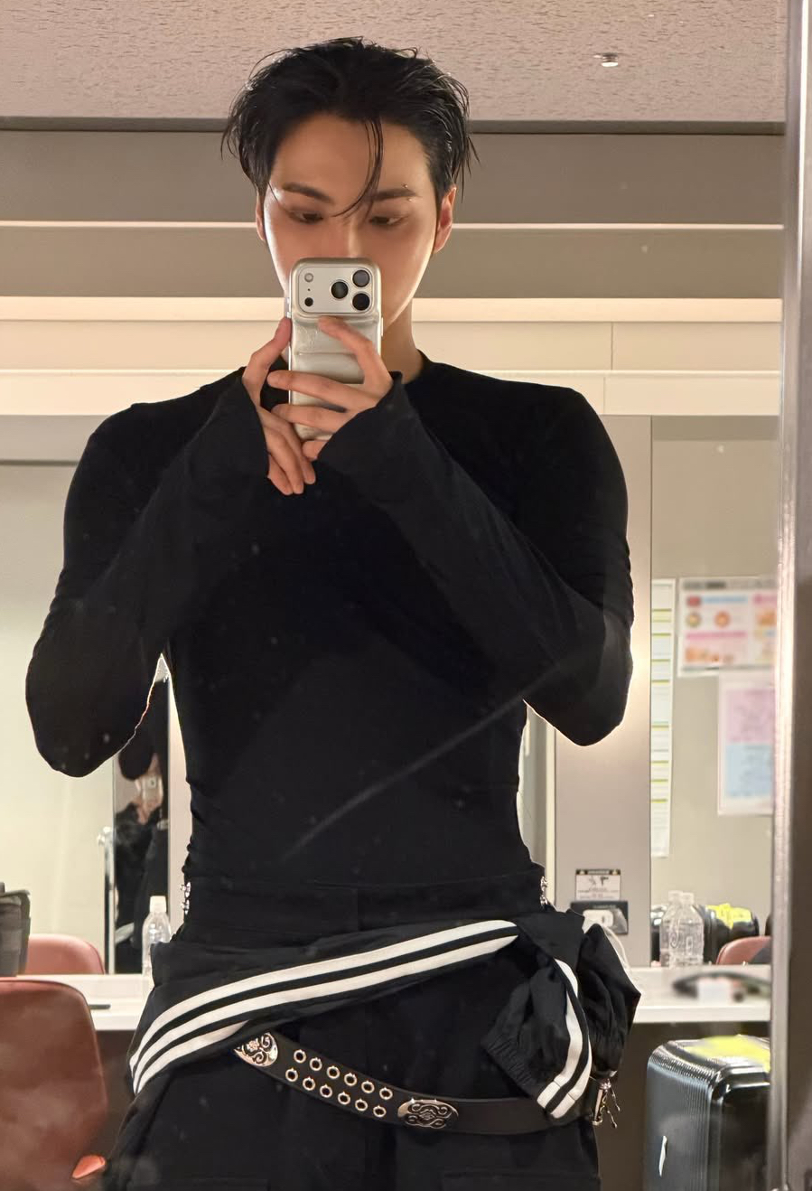 Recent activity shot of Seonghwa (ATEEZ)