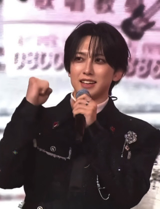 Latest photo of Fuma (&TEAM)