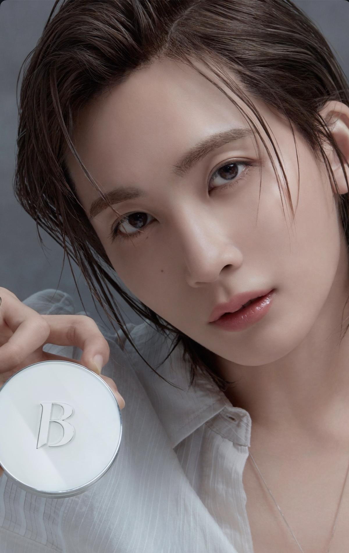 Latest photo of Jeonghan (SEVENTEEN)