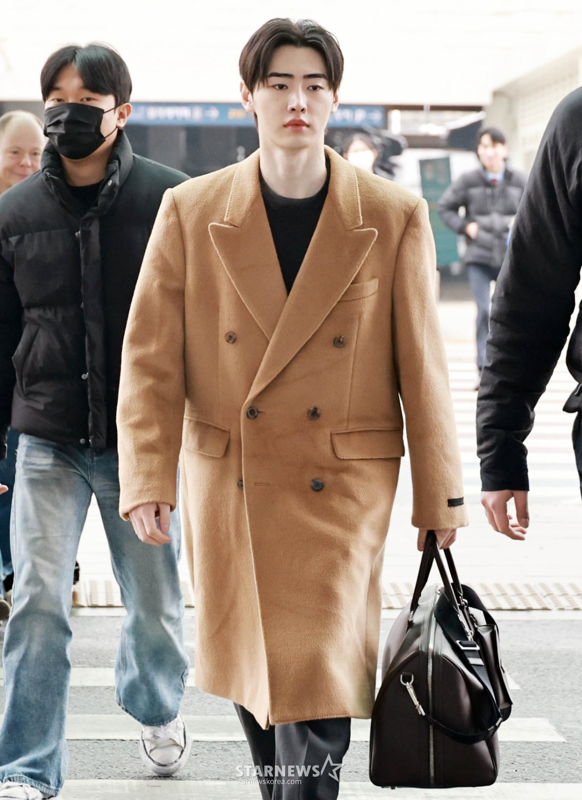 Behind-the-scenes cut of Sunghoon (ENHYPEN)