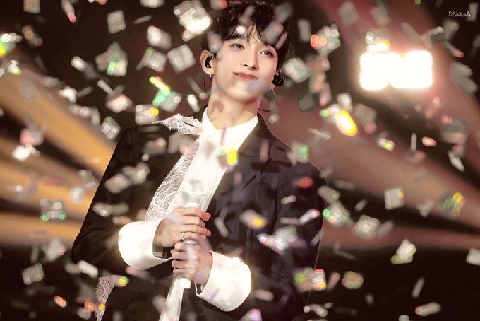 Behind-the-scenes cut of DK (SEVENTEEN)
